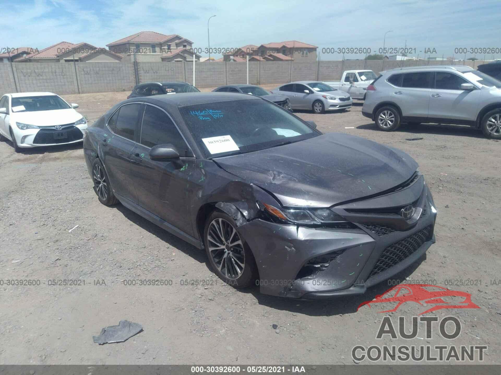 TOYOTA CAMRY 2019 - 4T1B11HK6KU214919
