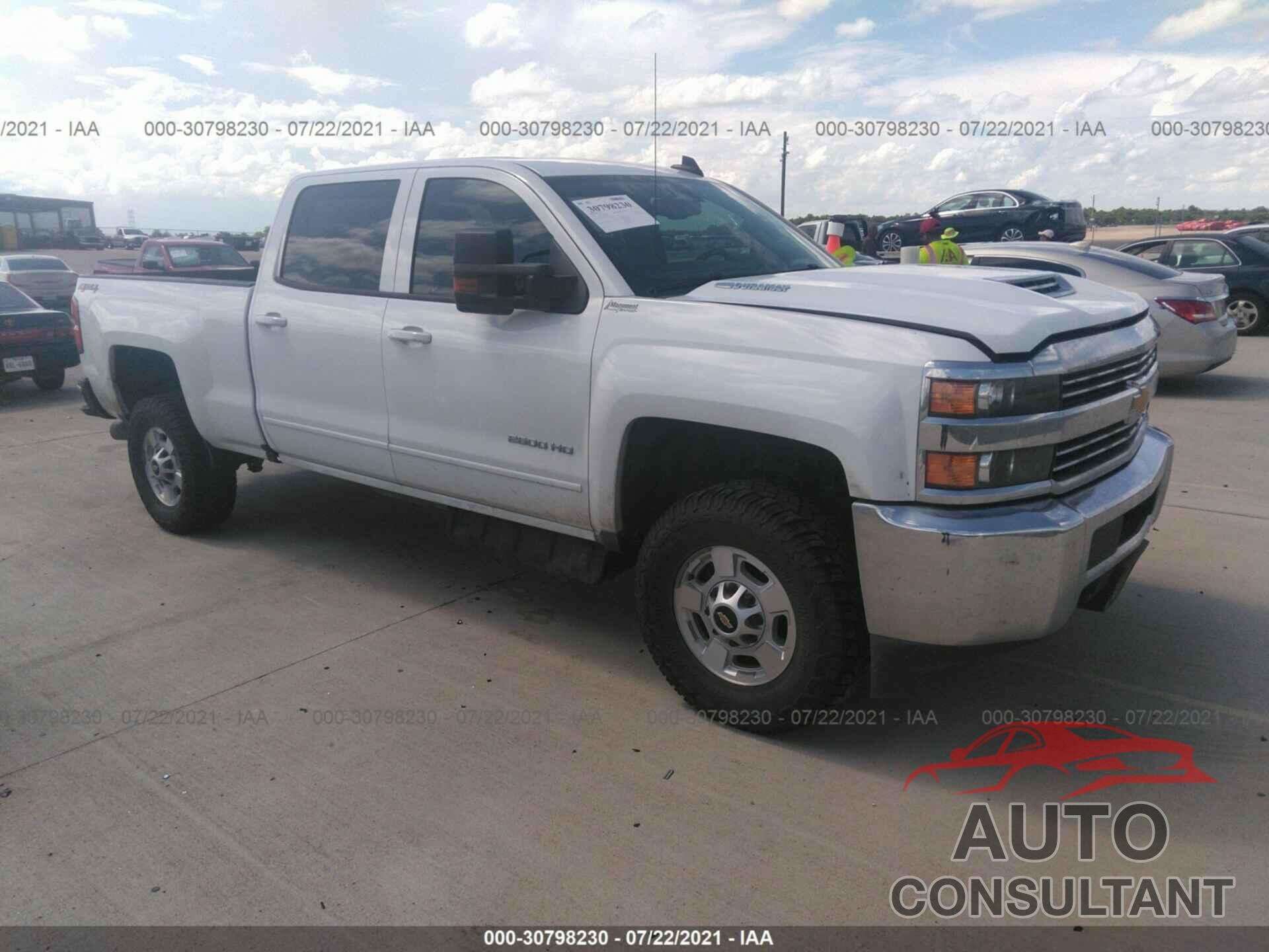 CHEVROLET SILVERADO 2500HD 2018 - 1GC1KVEY0JF127274