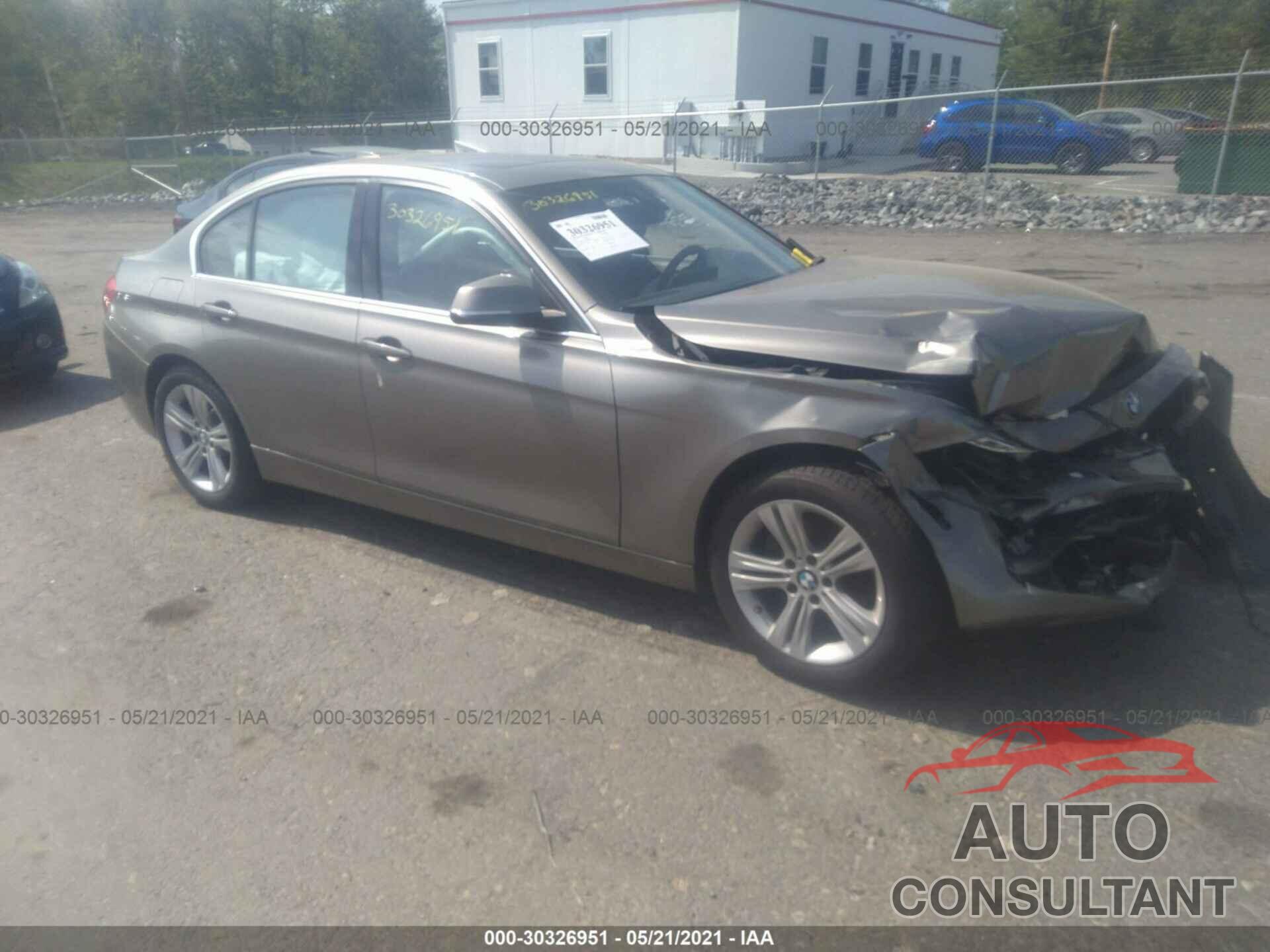 BMW 3 SERIES 2018 - WBA8F1C56JK898265
