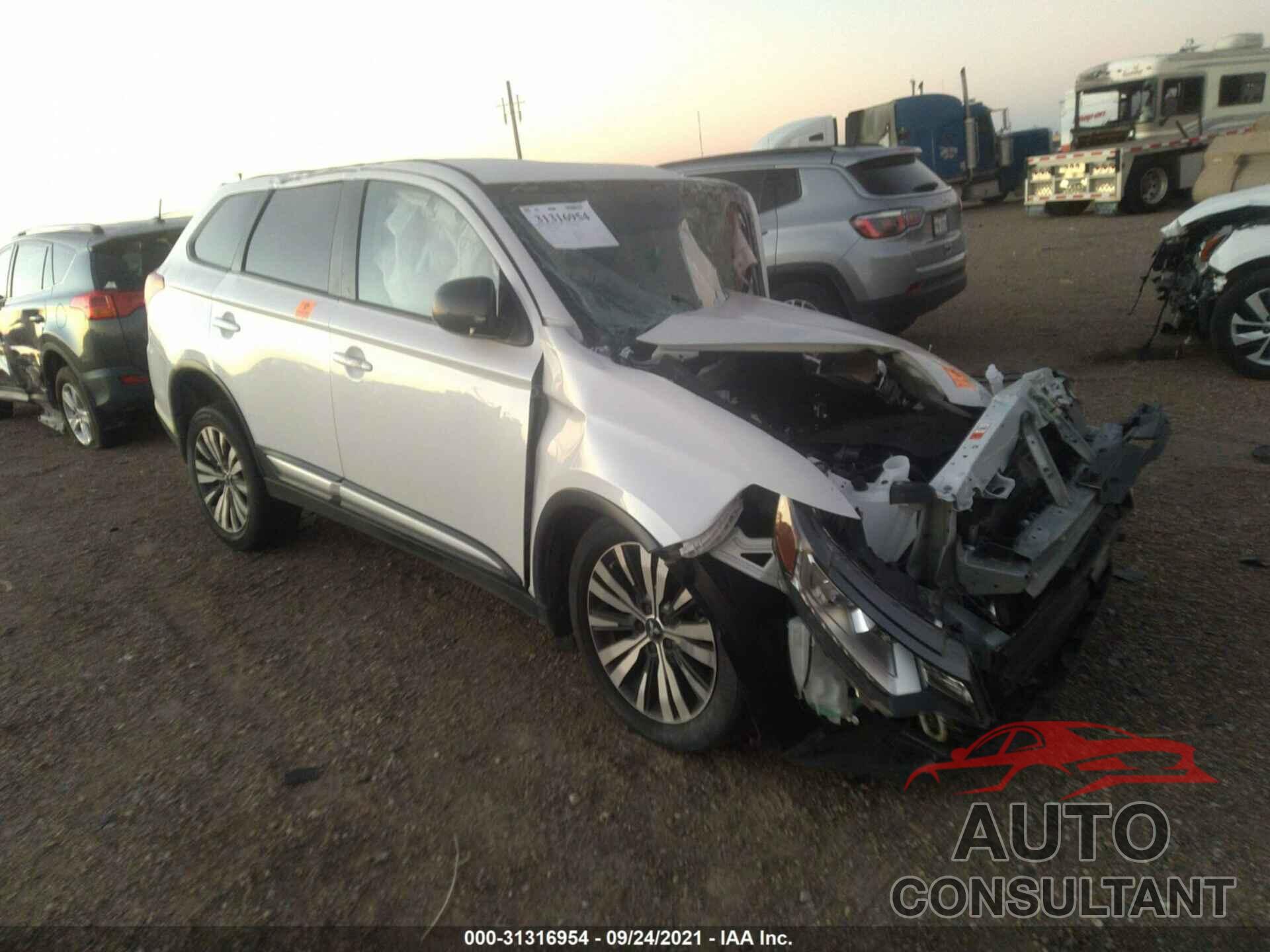 MITSUBISHI OUTLANDER 2019 - JA4AD2A34KZ006583