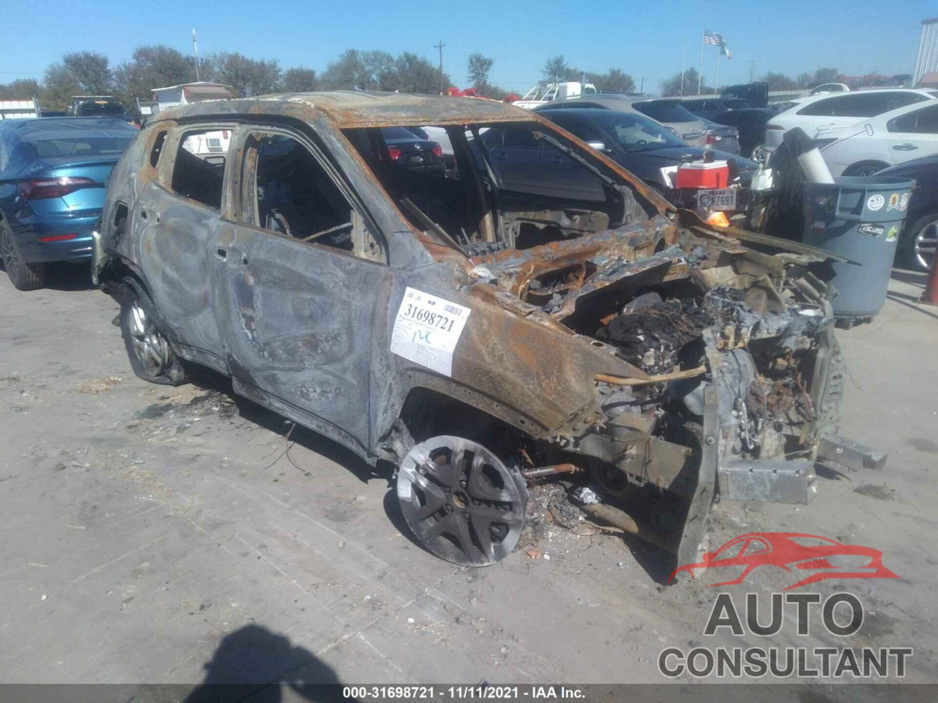 JEEP COMPASS 2018 - 3C4NJCAB4JT411362