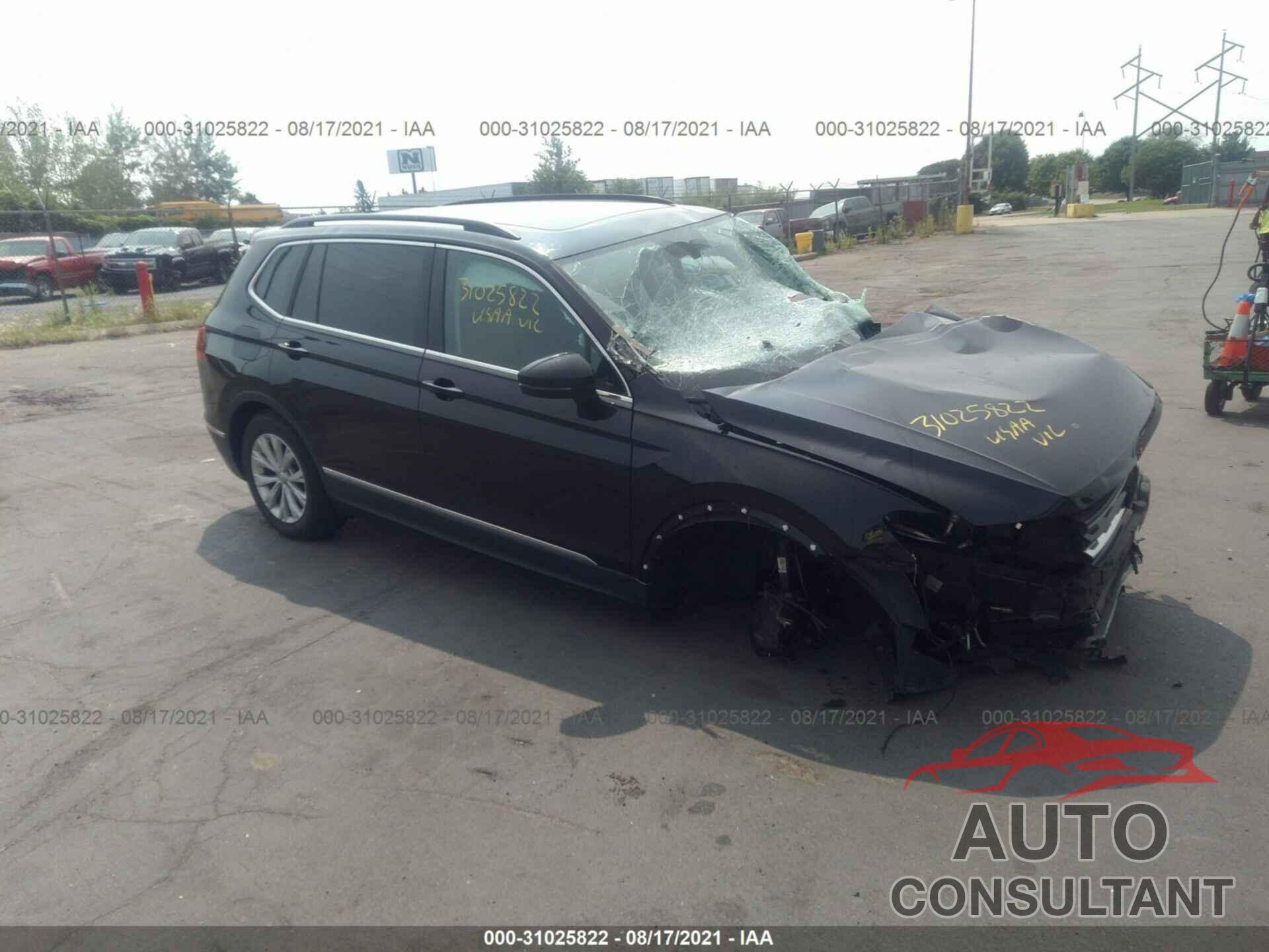 VOLKSWAGEN TIGUAN 2018 - 3VV2B7AX0JM149631