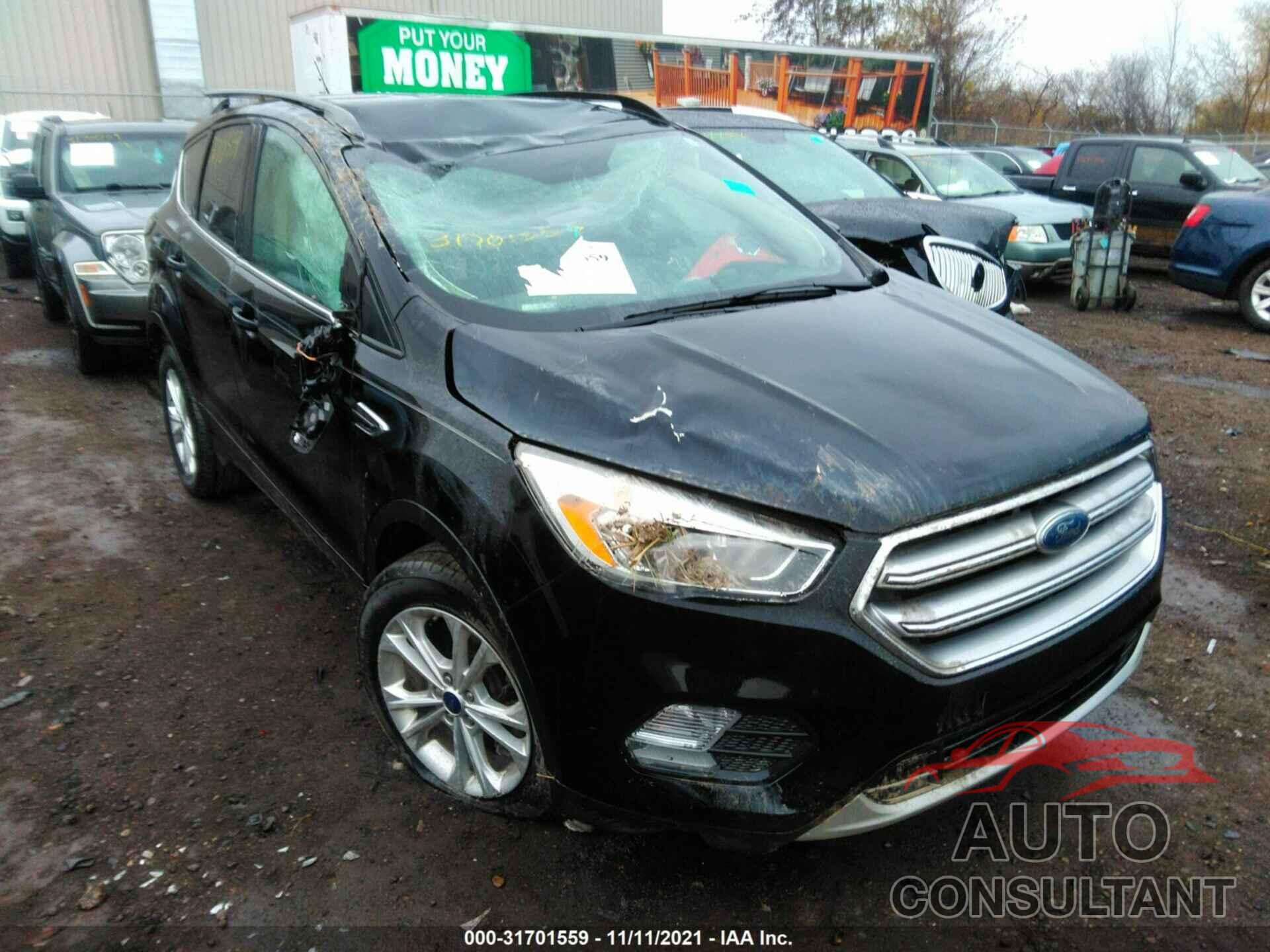 FORD ESCAPE 2017 - 1FMCU9G98HUE57326