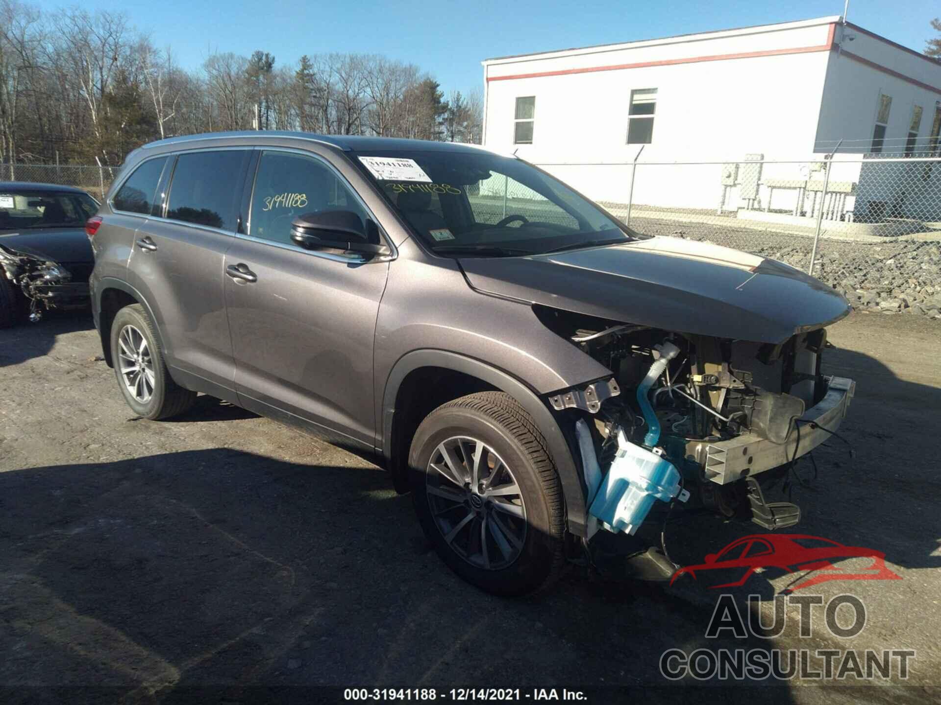 TOYOTA HIGHLANDER 2019 - 5TDJZRFH6KS584867
