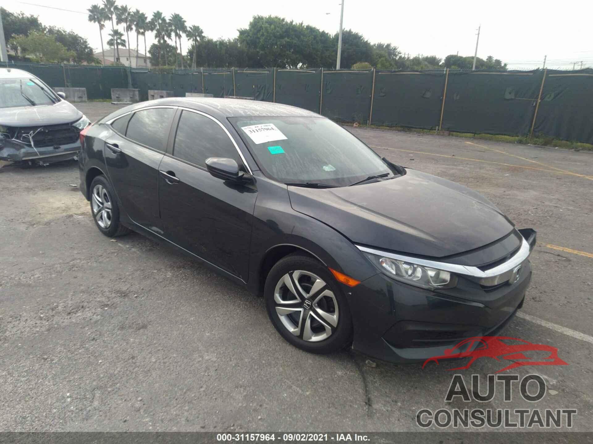 HONDA CIVIC SEDAN 2018 - 2HGFC2F56JH597928