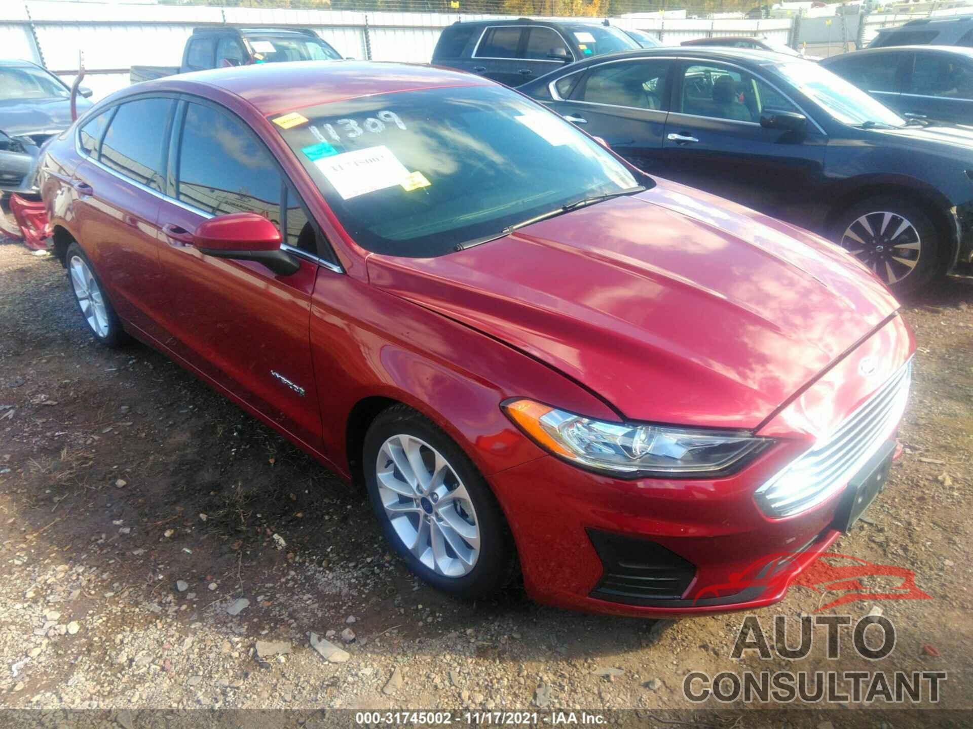 FORD FUSION HYBRID 2019 - 3FA6P0LU7KR207904