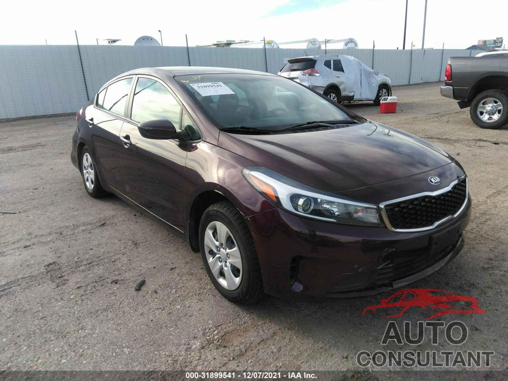 KIA FORTE 2018 - 3KPFK4A76JE233039