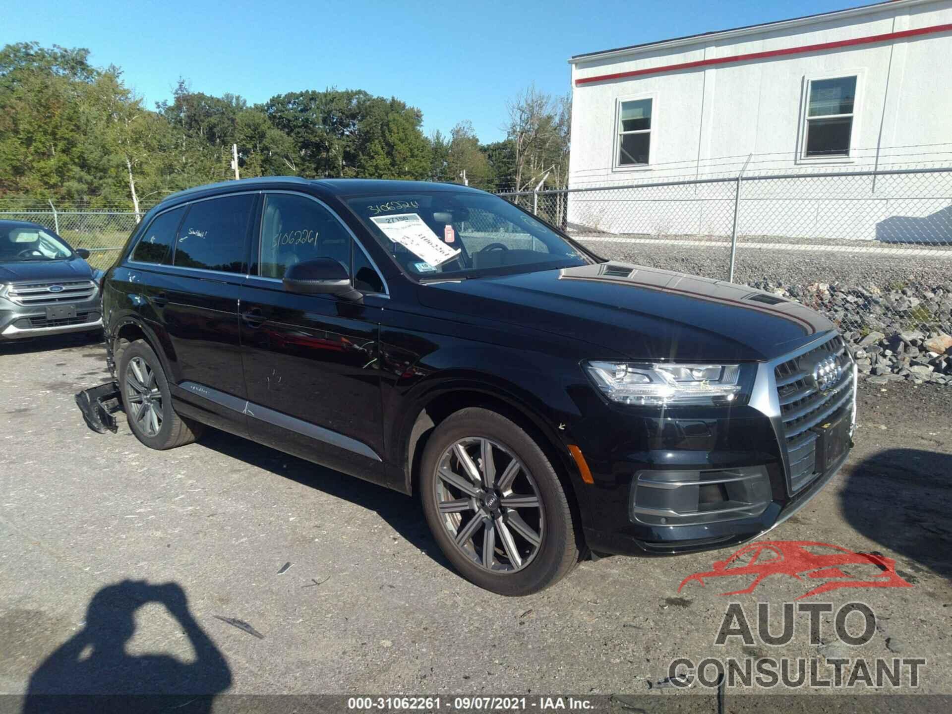 AUDI Q7 2019 - WA1LAAF72KD003119