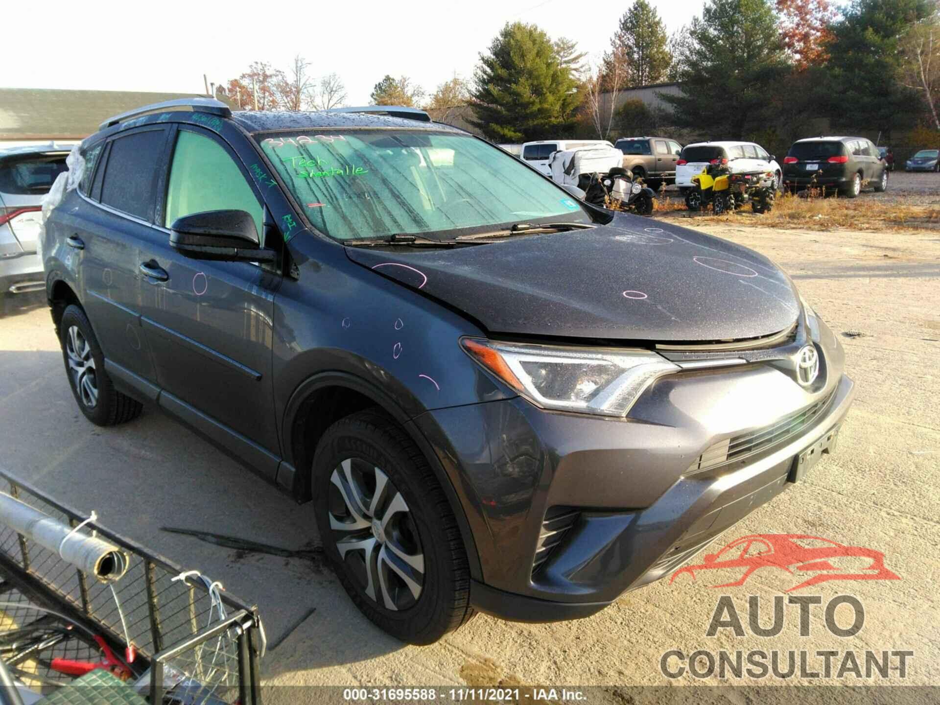 TOYOTA RAV4 2016 - JTMBFREV1GJ071924