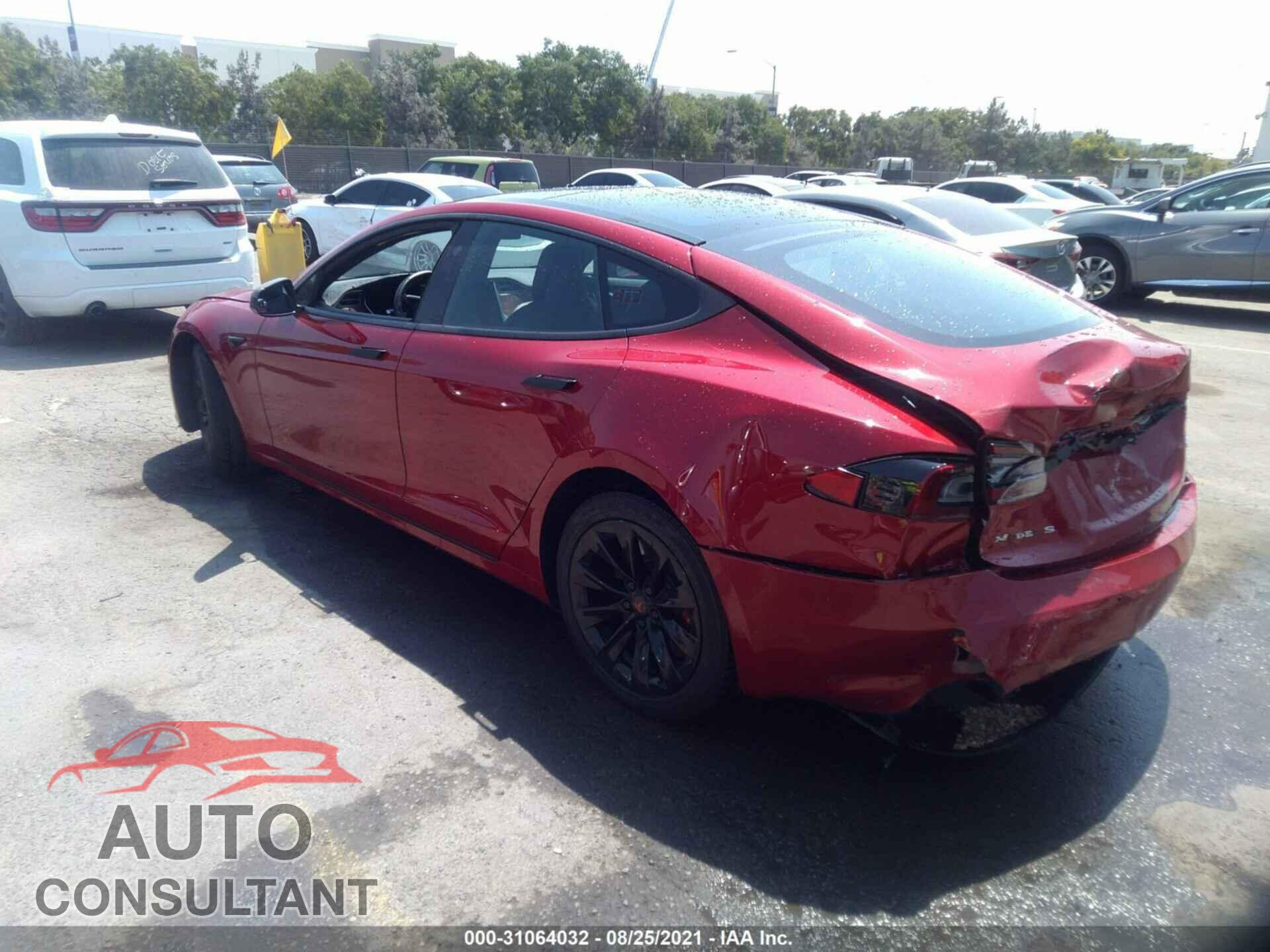 TESLA MODEL S 2017 - 5YJSA1E19HF202216
