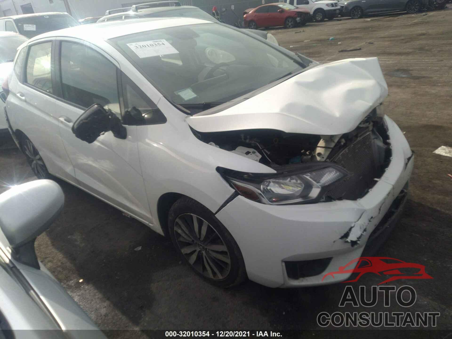 HONDA FIT 2016 - JHMGK5H71GS006765