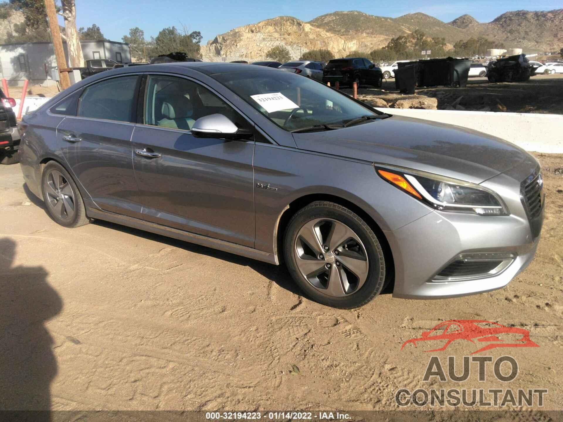 HYUNDAI SONATA HYBRID 2016 - KMHE34L11GA029838