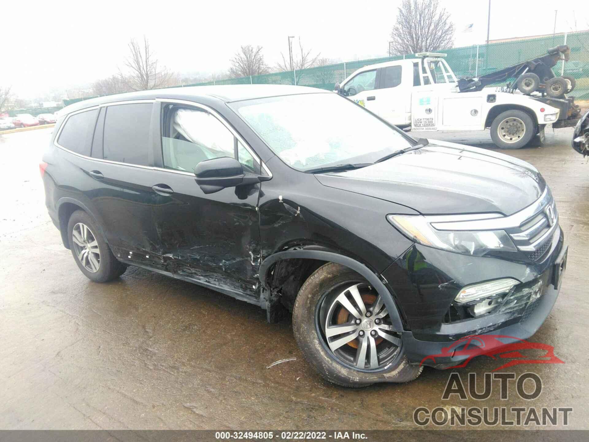 HONDA PILOT 2017 - 5FNYF6H38HB049205