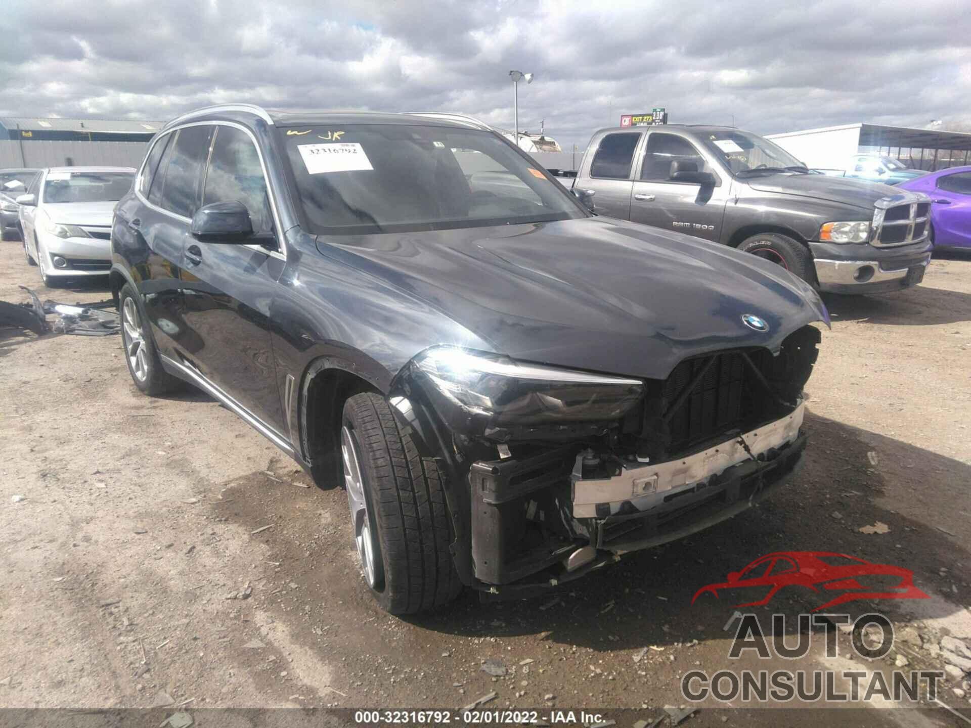 BMW X5 2021 - 5UXCR4C09M9F47003