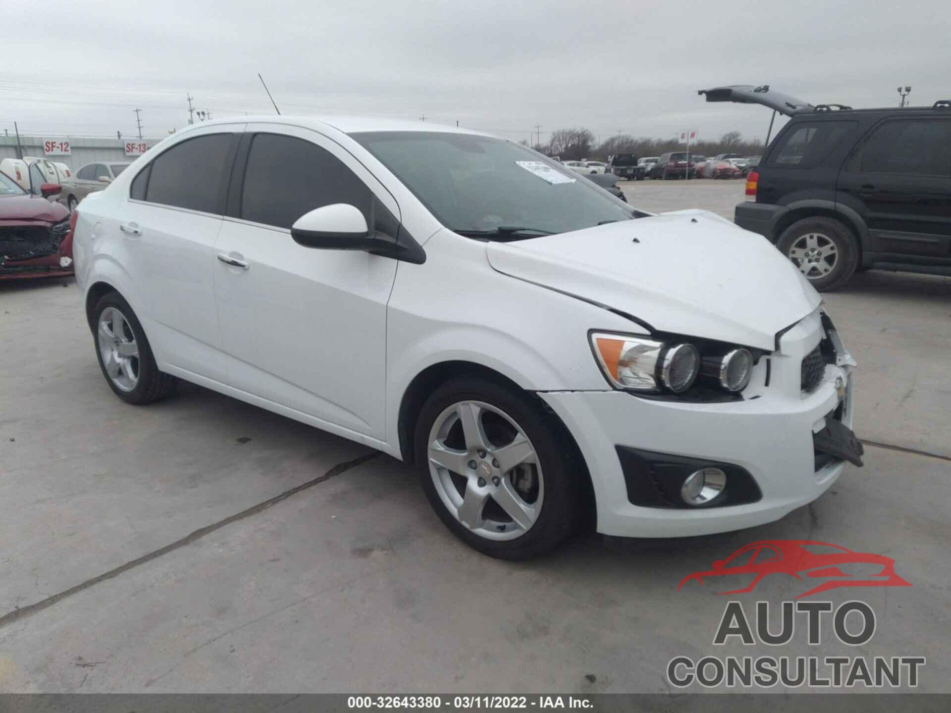 CHEVROLET SONIC 2016 - 1G1JE5SB2G4160488