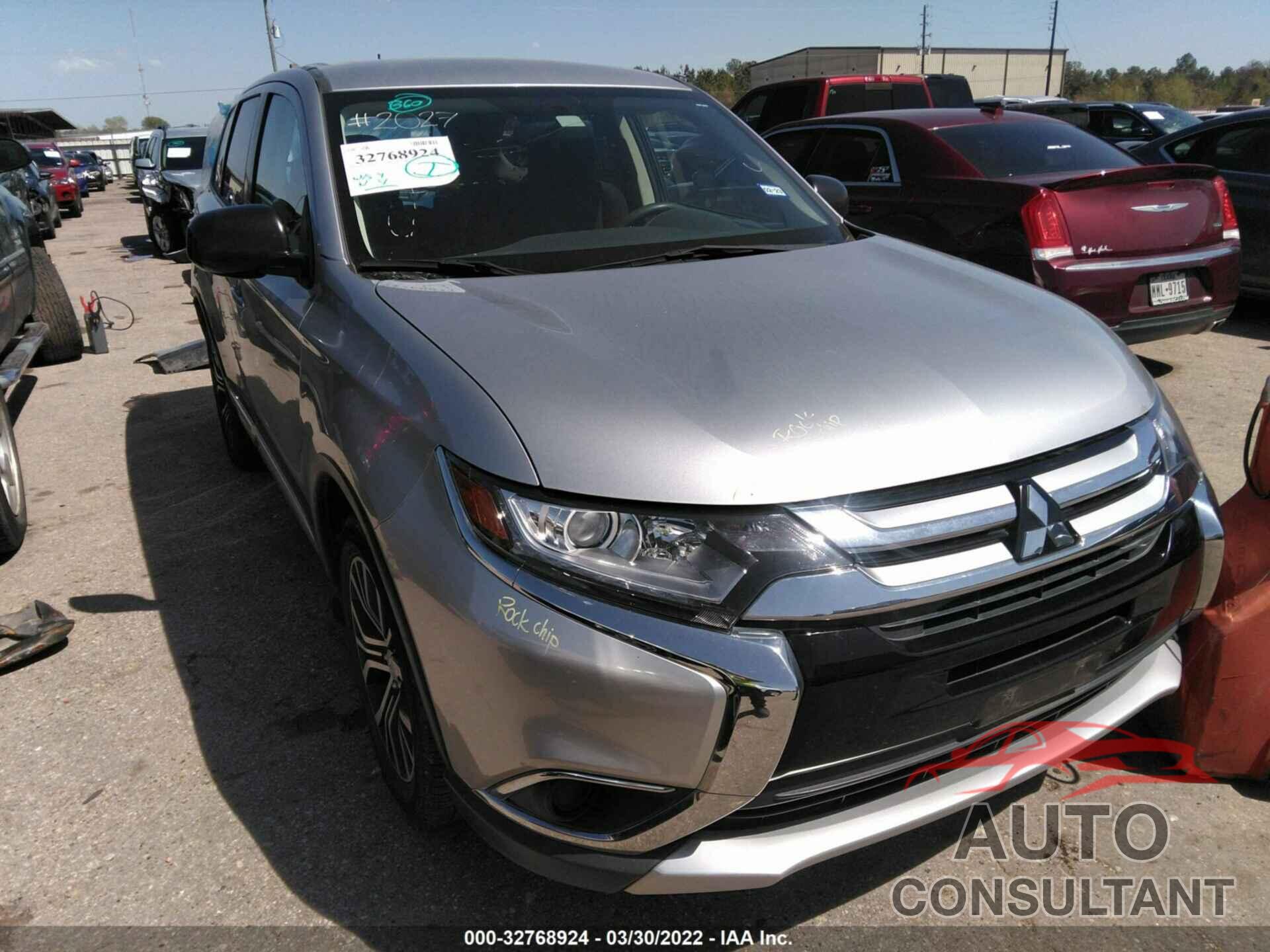 MITSUBISHI OUTLANDER 2018 - JA4AD2A31JJ002214