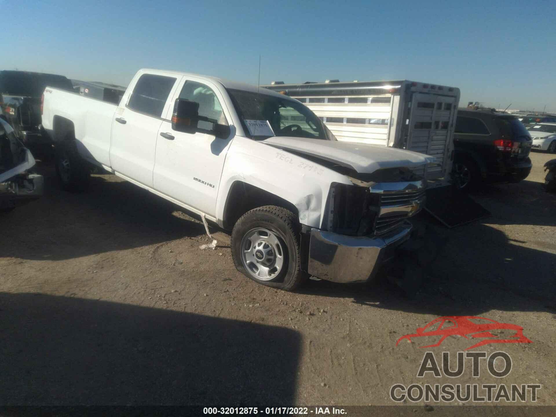 CHEVROLET SILVERADO 2500HD 2018 - 1GC1KUEG7JF174724