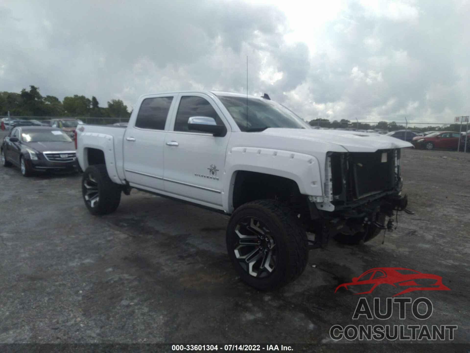 CHEVROLET SILVERADO 1500 2018 - 3GCUKSEJ1JG395330