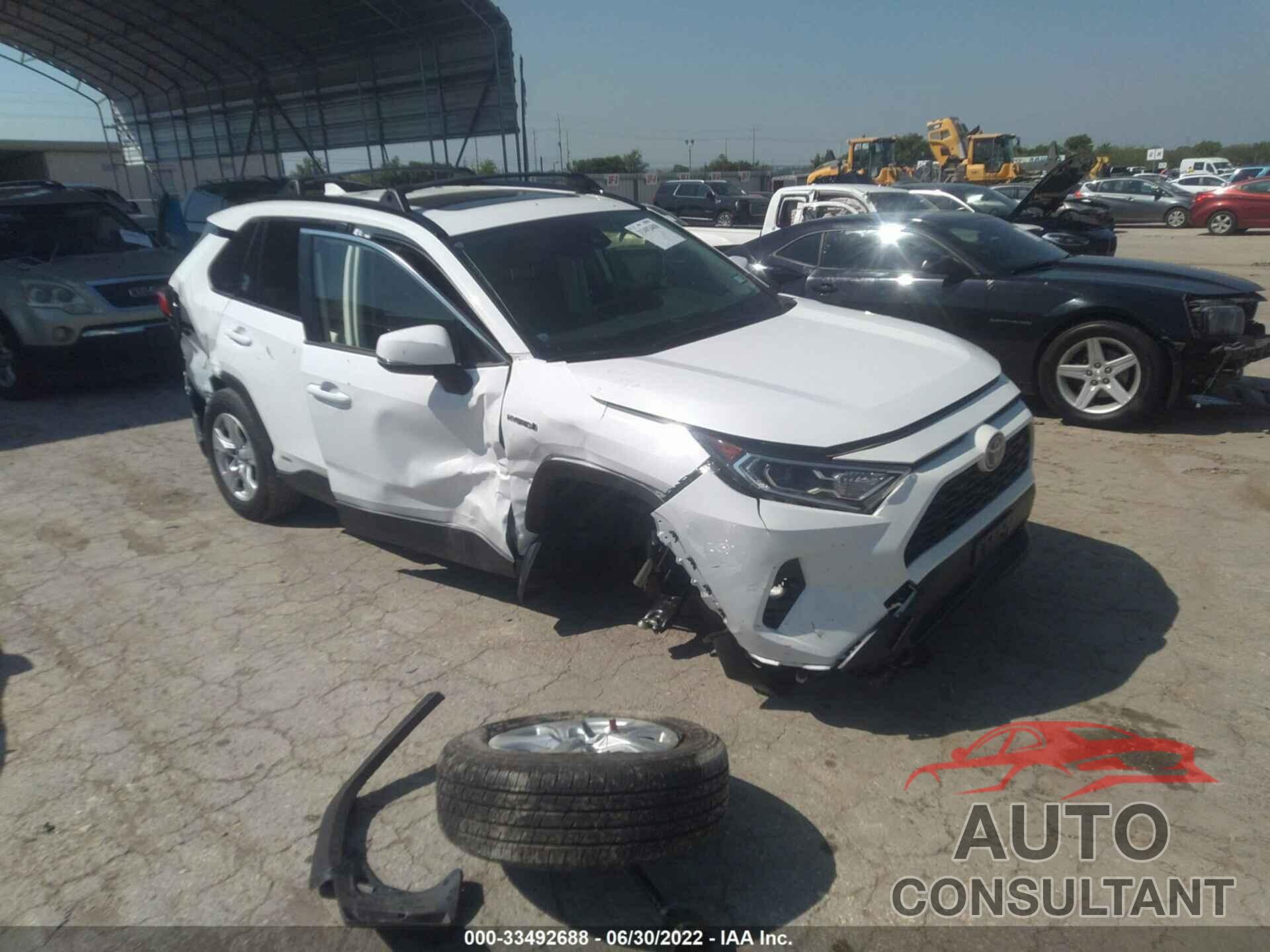 TOYOTA RAV4 2021 - JTMRWRFV5MD126222