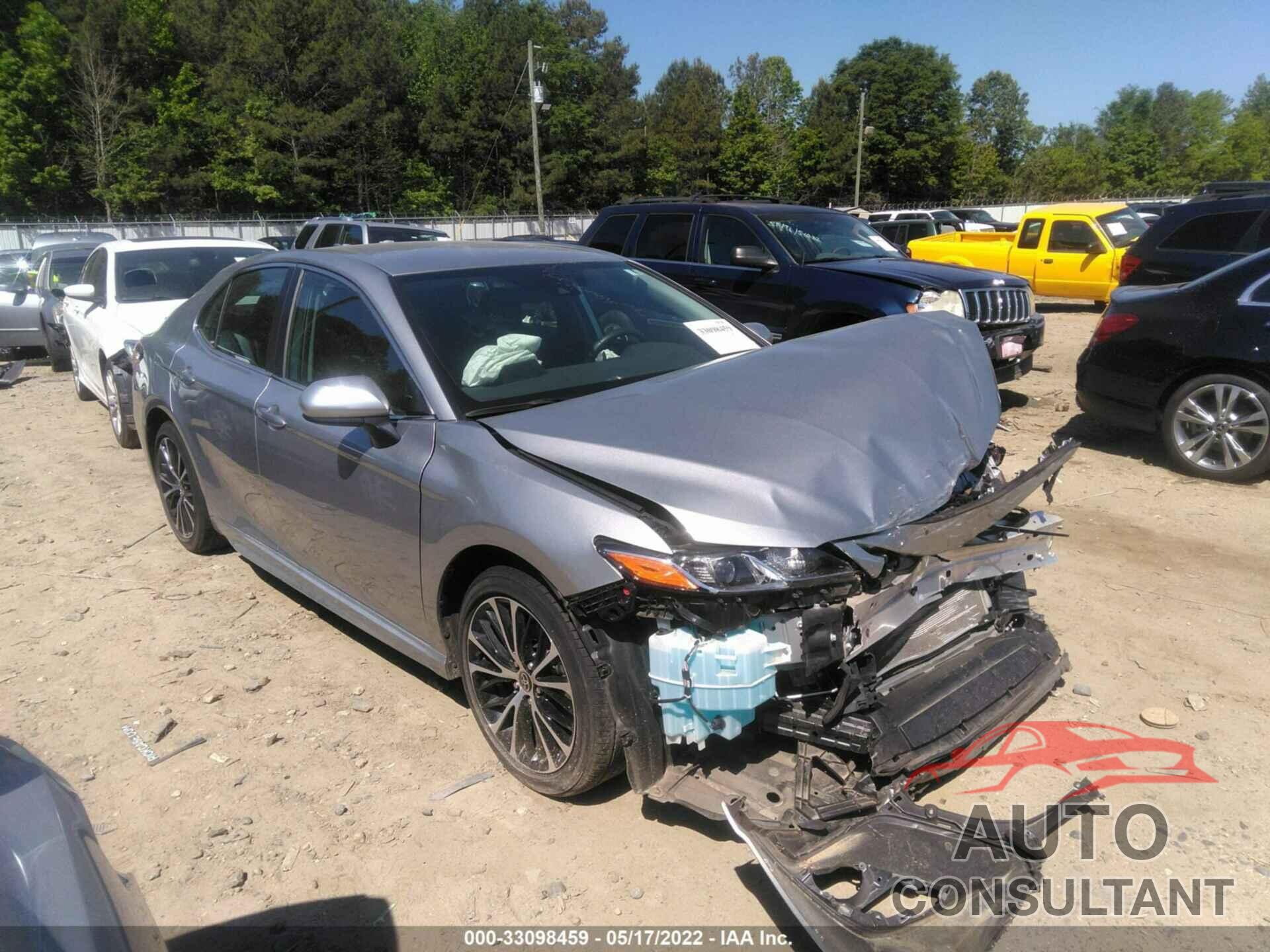 TOYOTA CAMRY 2020 - 4T1G11AK1LU987900