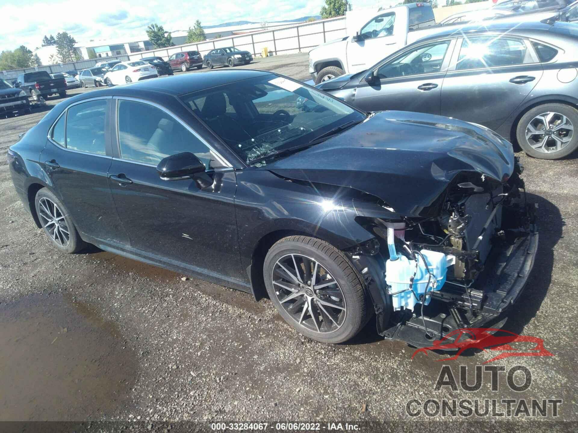 TOYOTA CAMRY 2022 - 4T1G11AK0NU668961