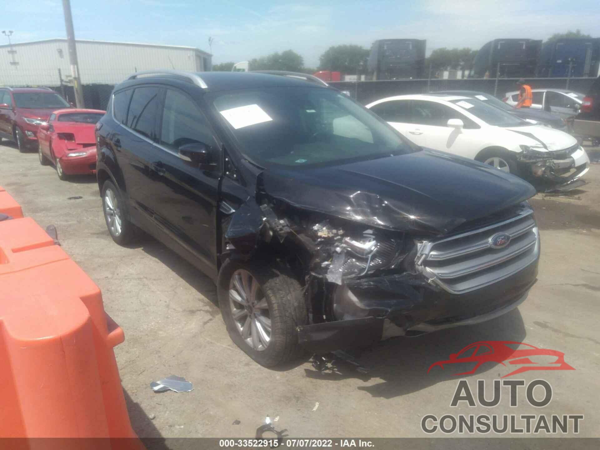 FORD ESCAPE 2017 - 1FMCU9JD5HUC55069