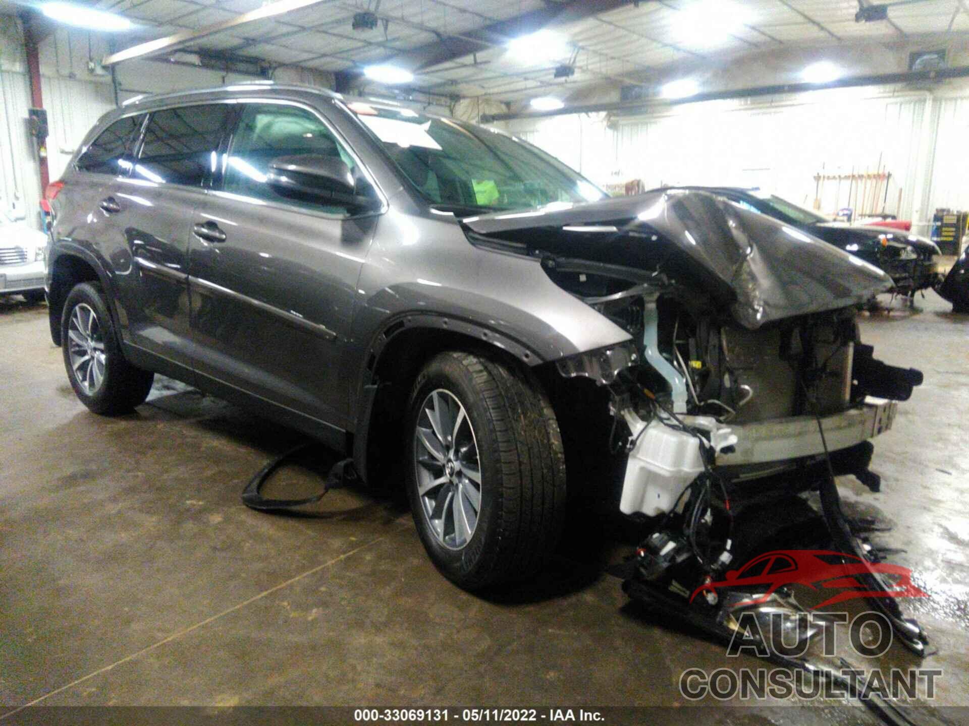 TOYOTA HIGHLANDER 2019 - 5TDJZRFH0KS730051