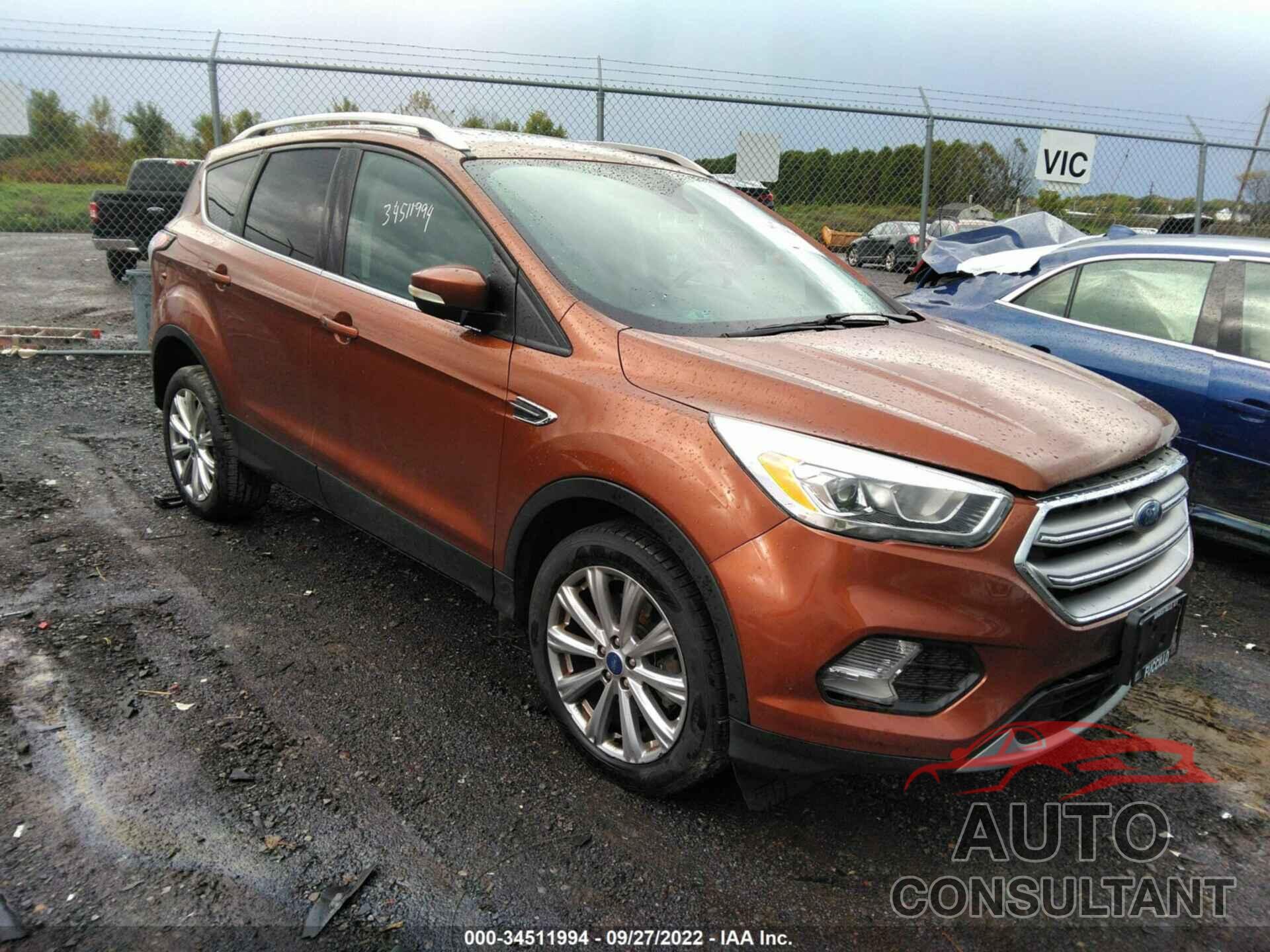 FORD ESCAPE 2017 - 1FMCU9JD3HUB72210