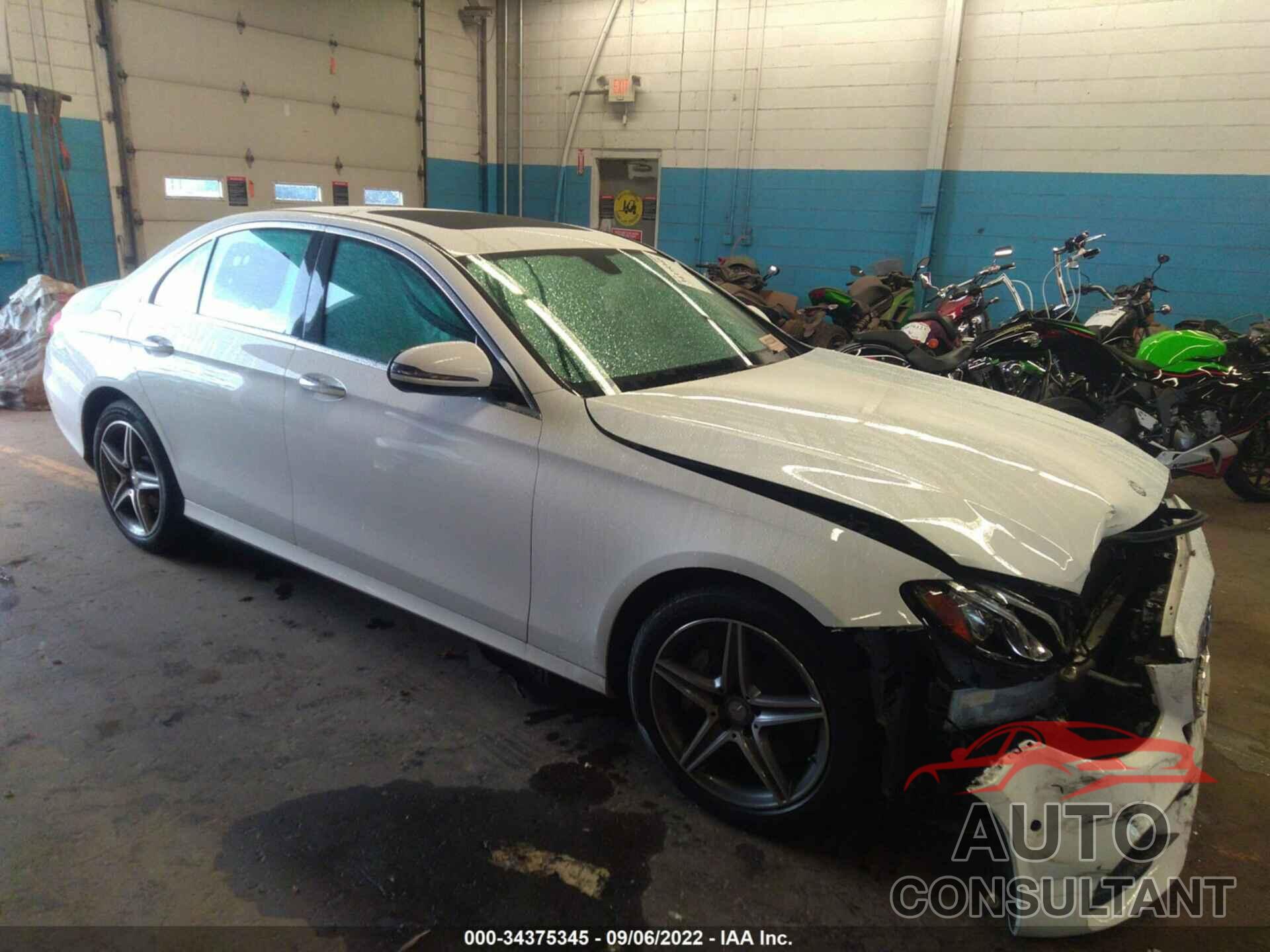MERCEDES-BENZ E-CLASS 2017 - WDDZF4KB9HA104901
