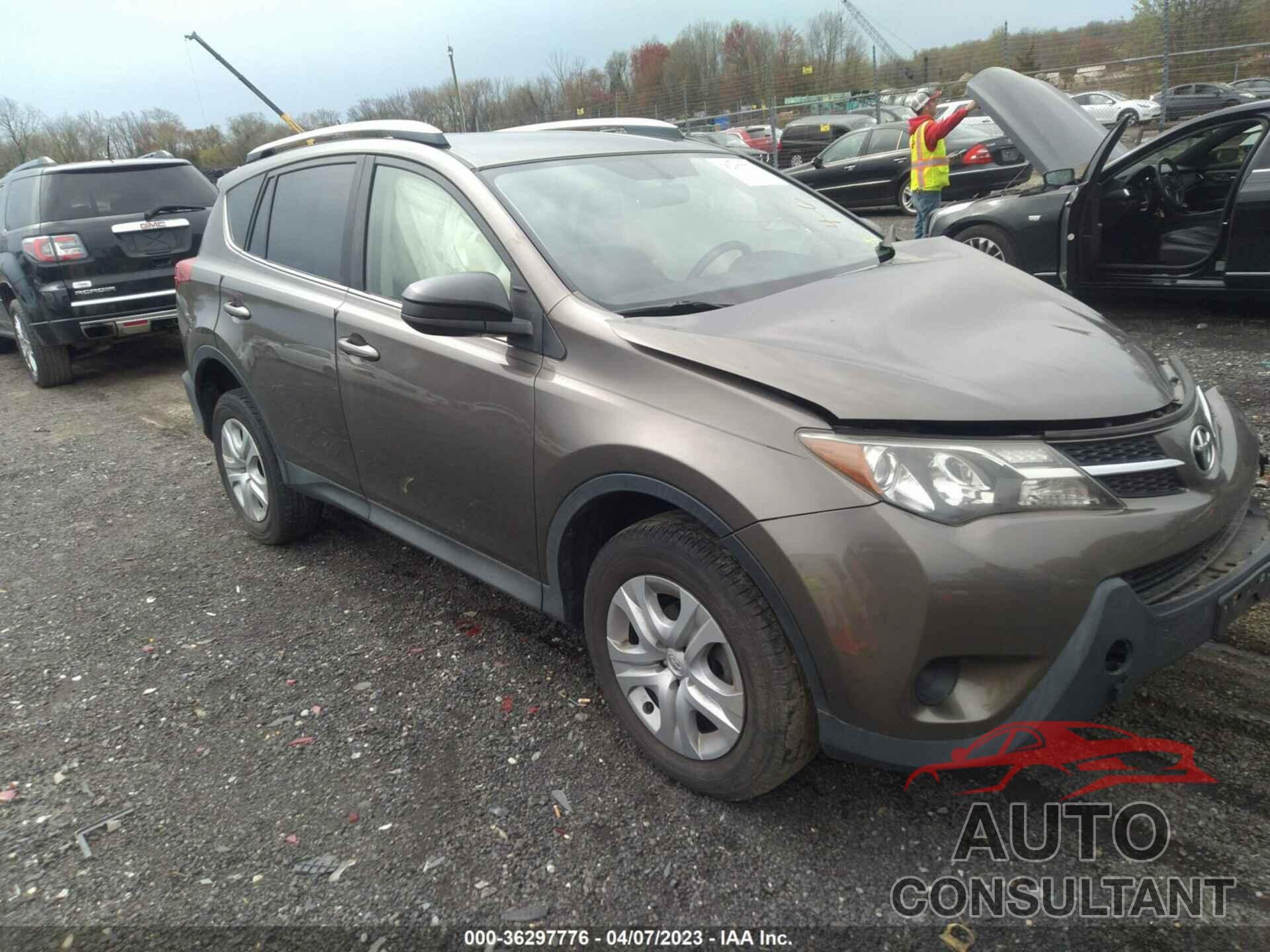TOYOTA RAV4 2015 - JTMBFREV9FD096051