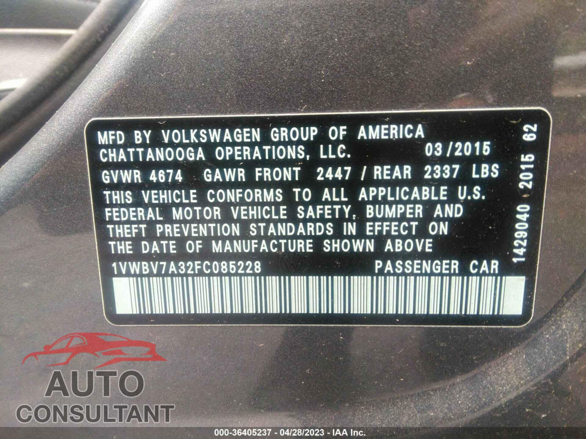 VOLKSWAGEN PASSAT 2015 - 1VWBV7A32FC085228