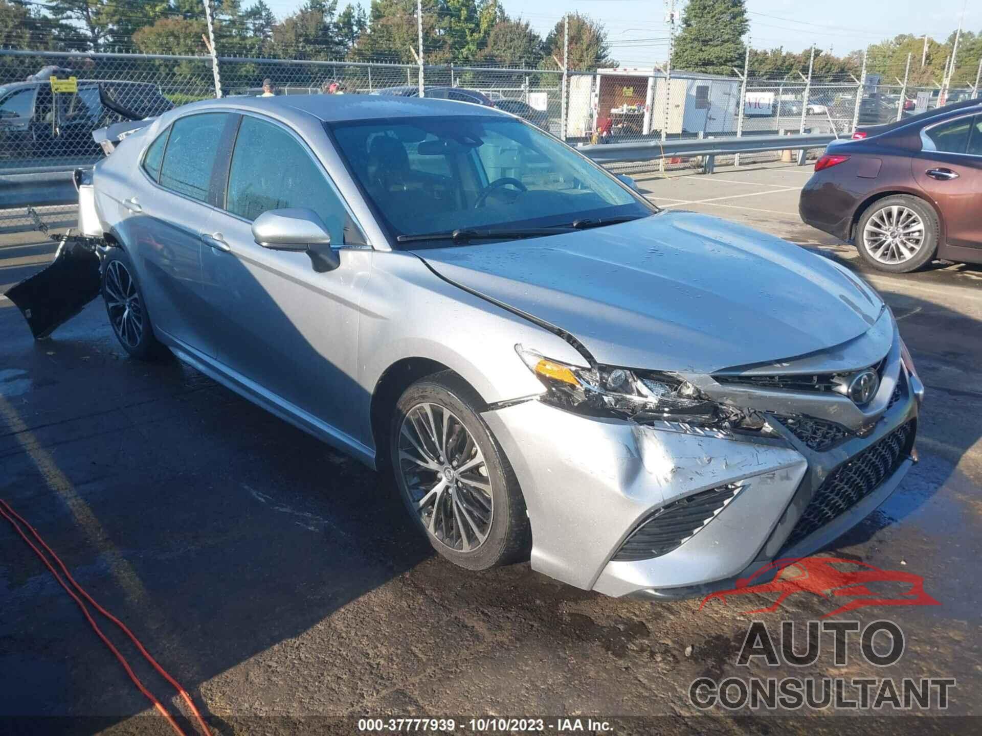 TOYOTA CAMRY 2019 - 4T1B11HK3KU690898
