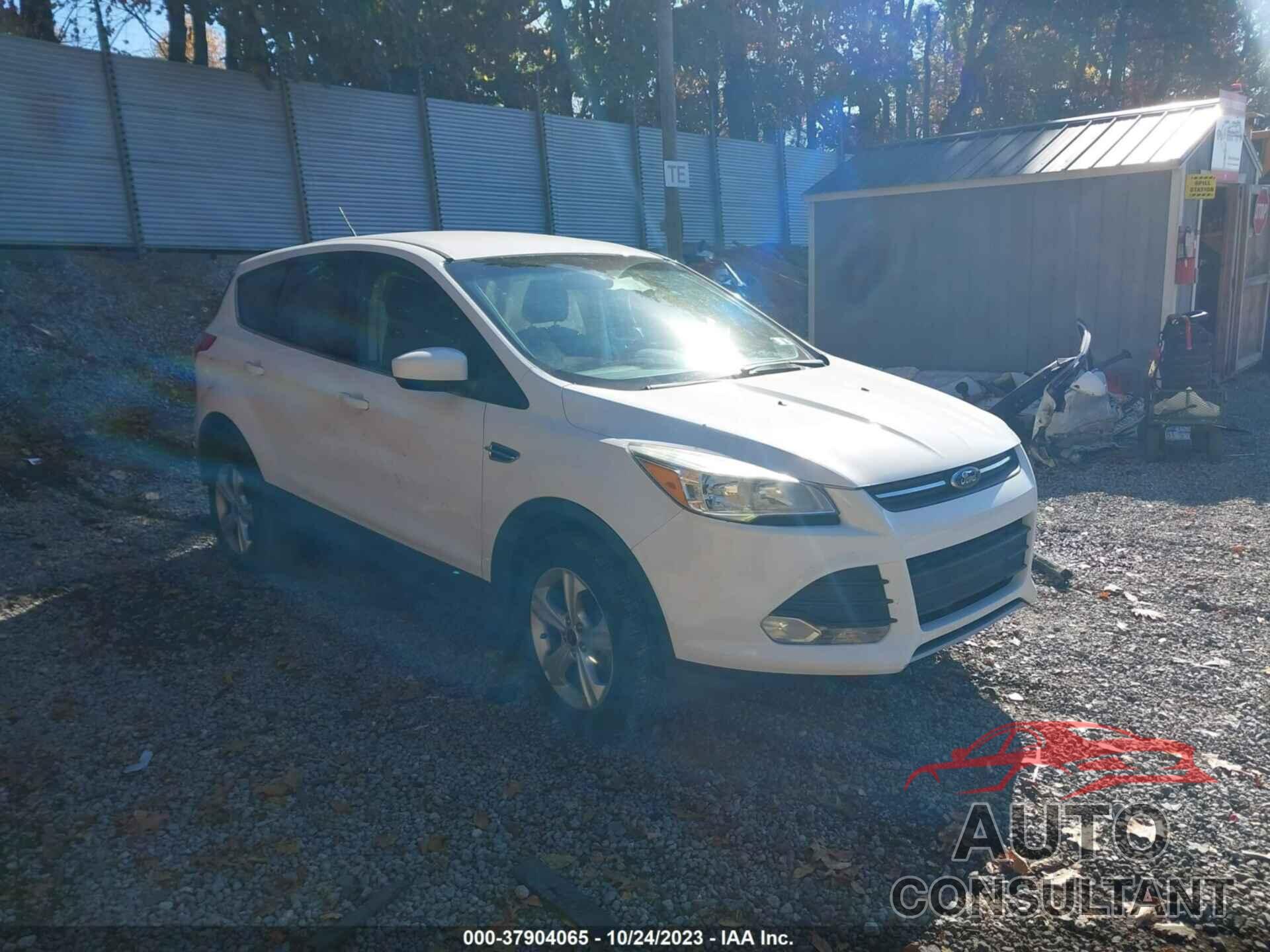 FORD ESCAPE 2015 - 1FMCU9GX1FUB70342