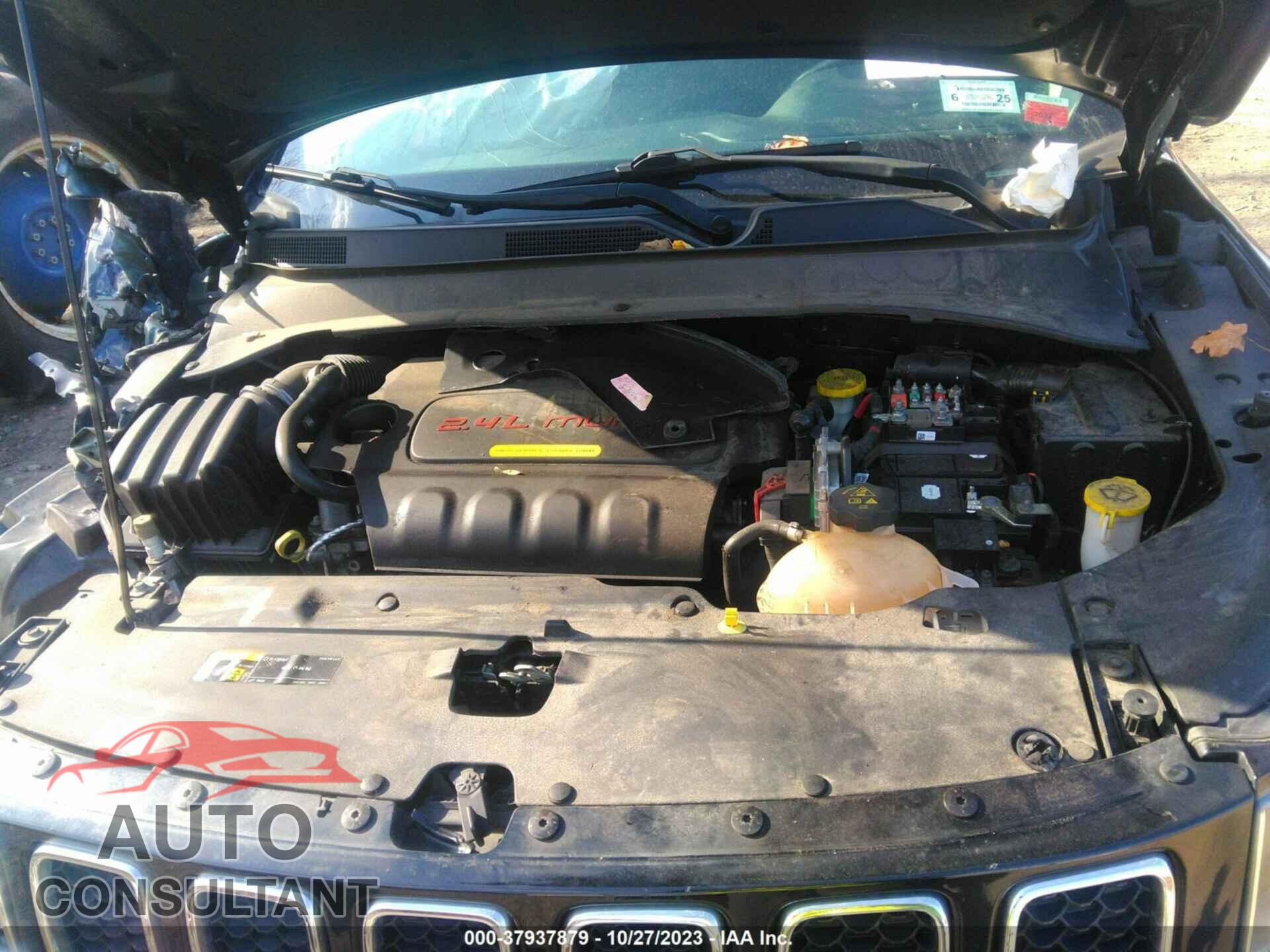 JEEP COMPASS 2018 - 3C4NJDBB7JT342512