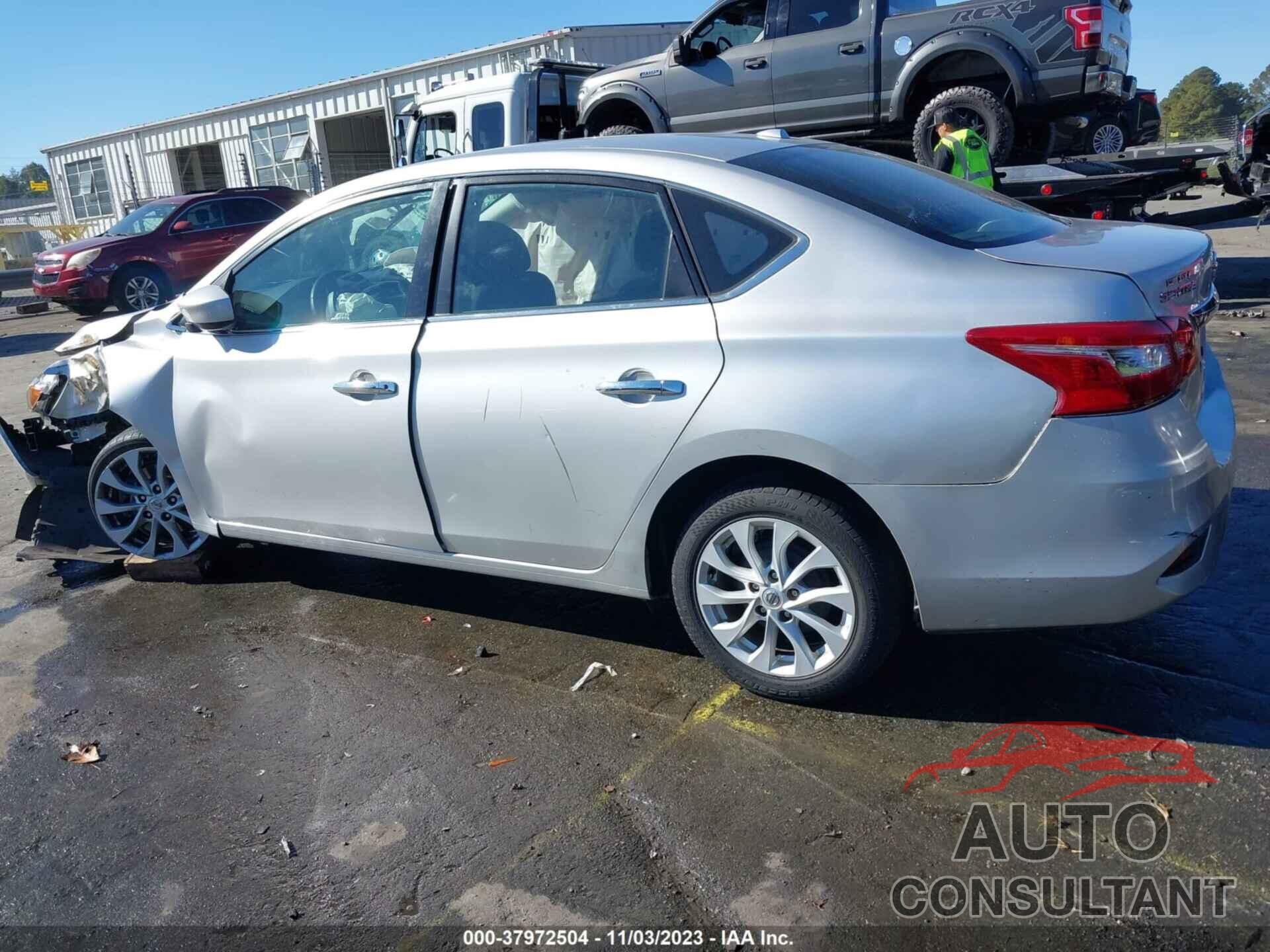 NISSAN SENTRA 2019 - 3N1AB7AP4KY300400