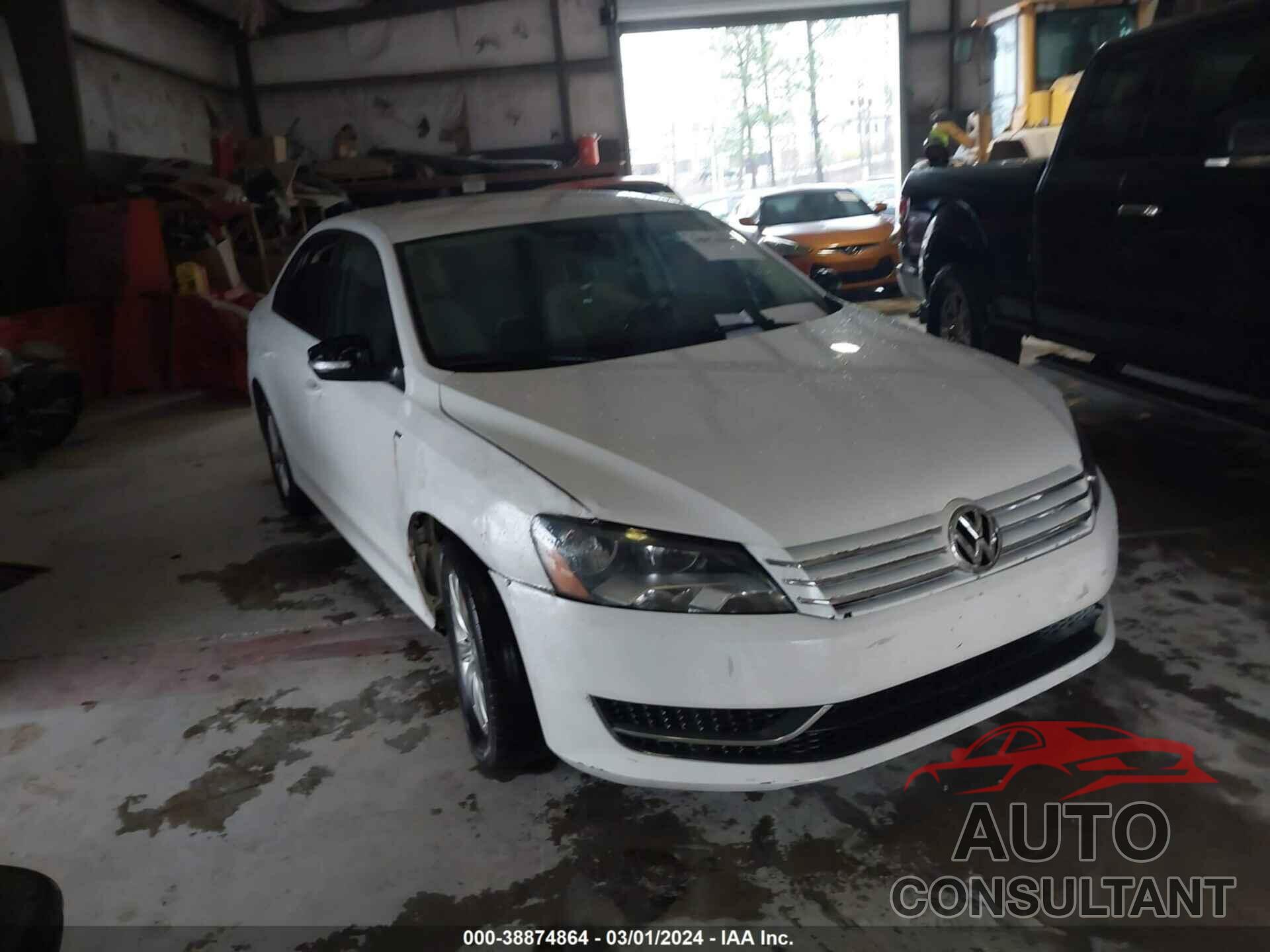 VOLKSWAGEN PASSAT 2015 - 1VWAS7A37FC067005