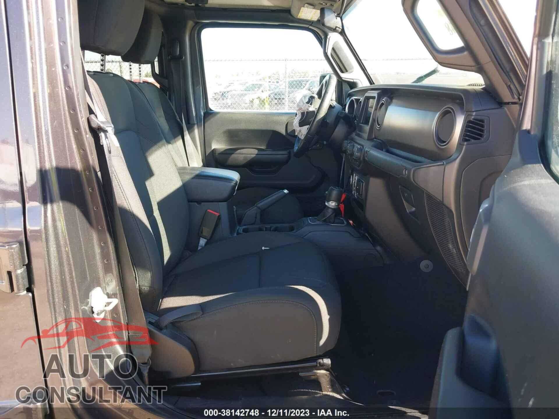 JEEP GLADIATOR 2021 - 1C6HJTAG1ML521317