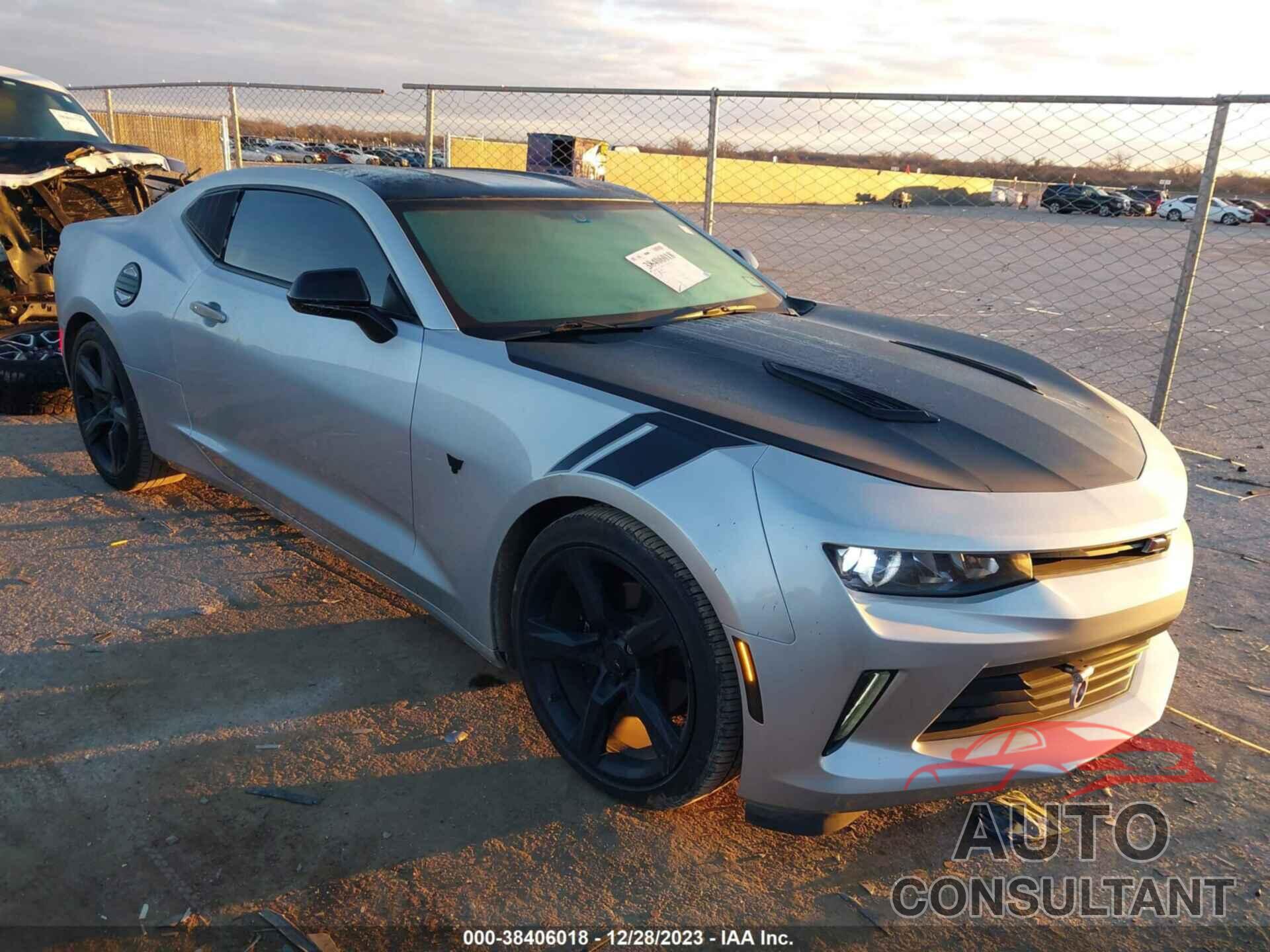 CHEVROLET CAMARO 2018 - 1G1FB1RX0J0182898