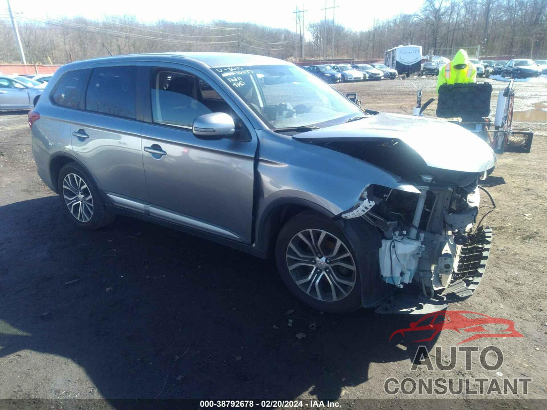 MITSUBISHI OUTLANDER 2016 - JA4AZ3A36GZ013615
