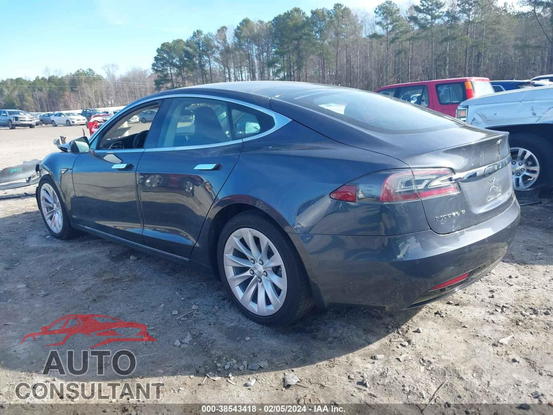 TESLA MODEL S 2016 - 5YJSA1E26GF141687