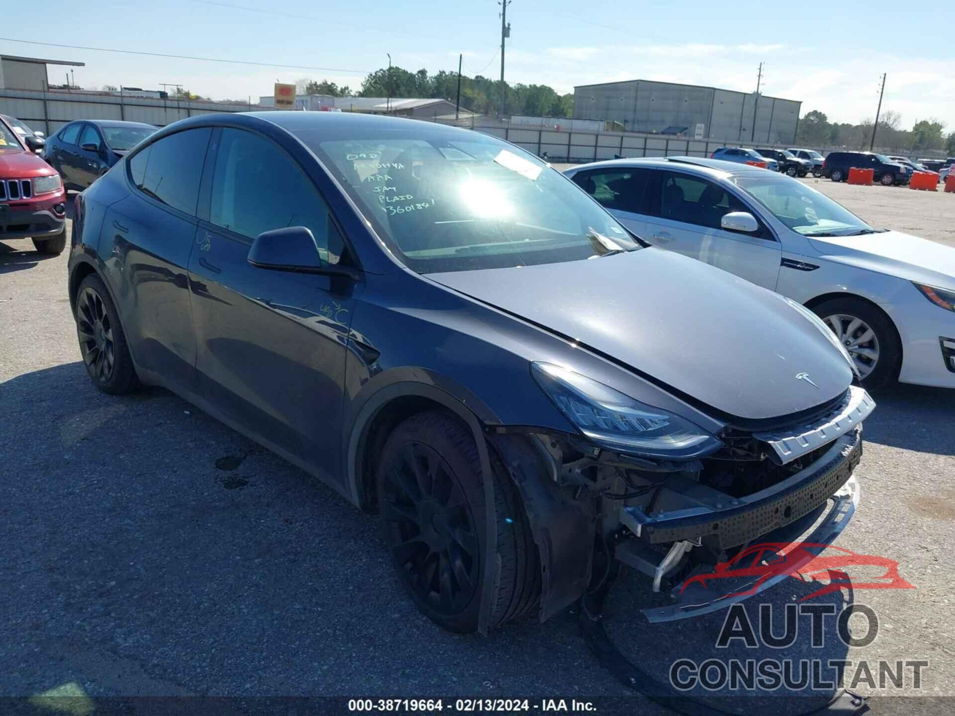 TESLA MODEL Y 2022 - 7SAYGDEE6NF360184