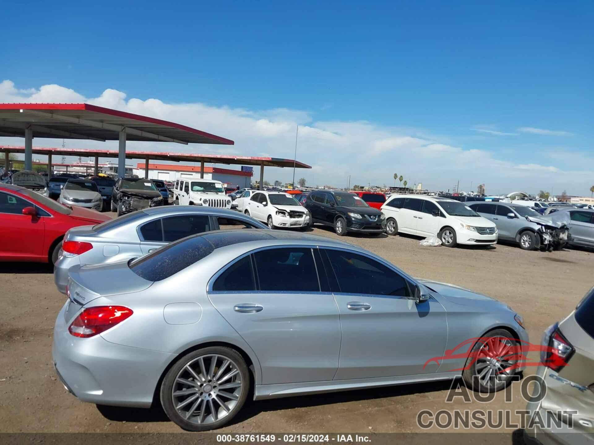 MERCEDES-BENZ C 300 2016 - 55SWF4JB2GU132946