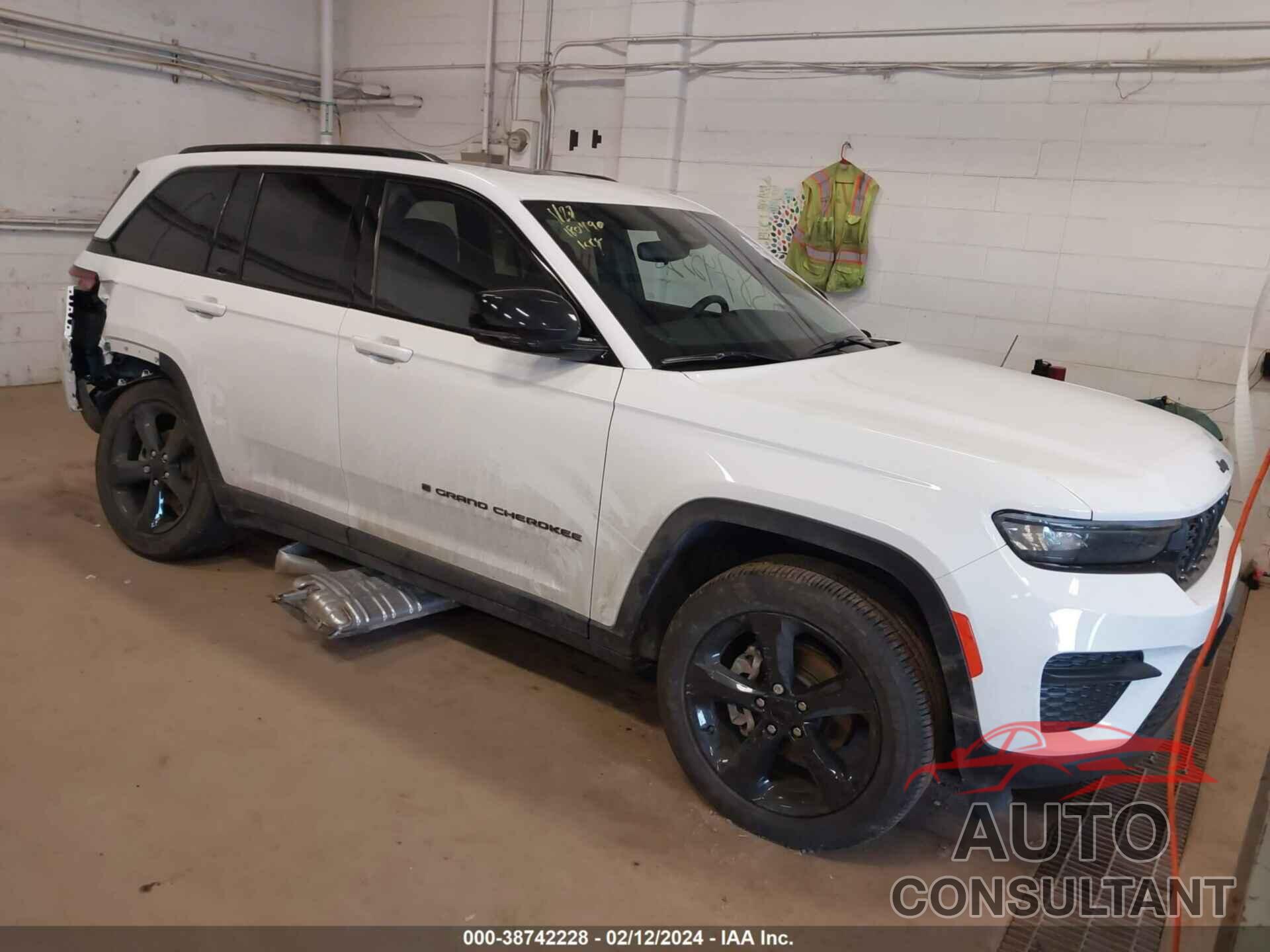 JEEP GRAND CHEROKEE 2023 - 1C4RJHAG6P8882995