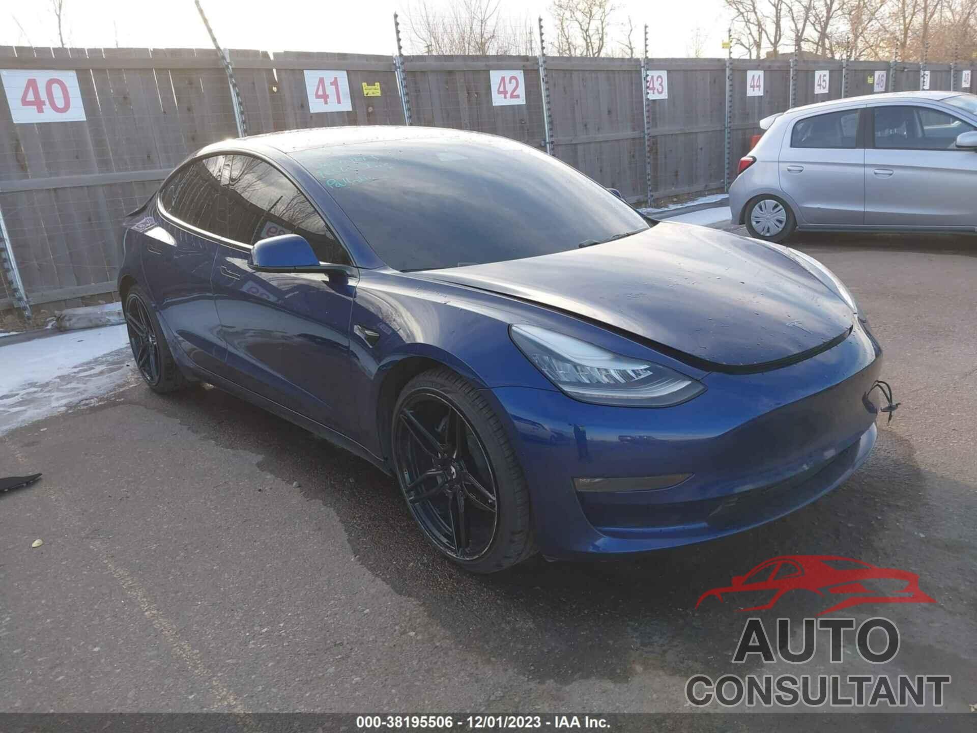 TESLA MODEL 3 2018 - 5YJ3E1EB4JF116027