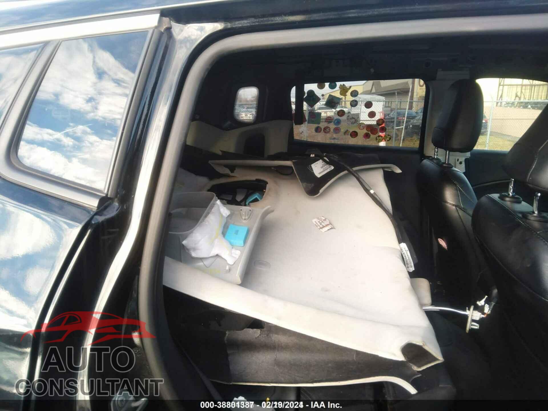 JEEP COMPASS 2020 - 3C4NJDCB0LT211925