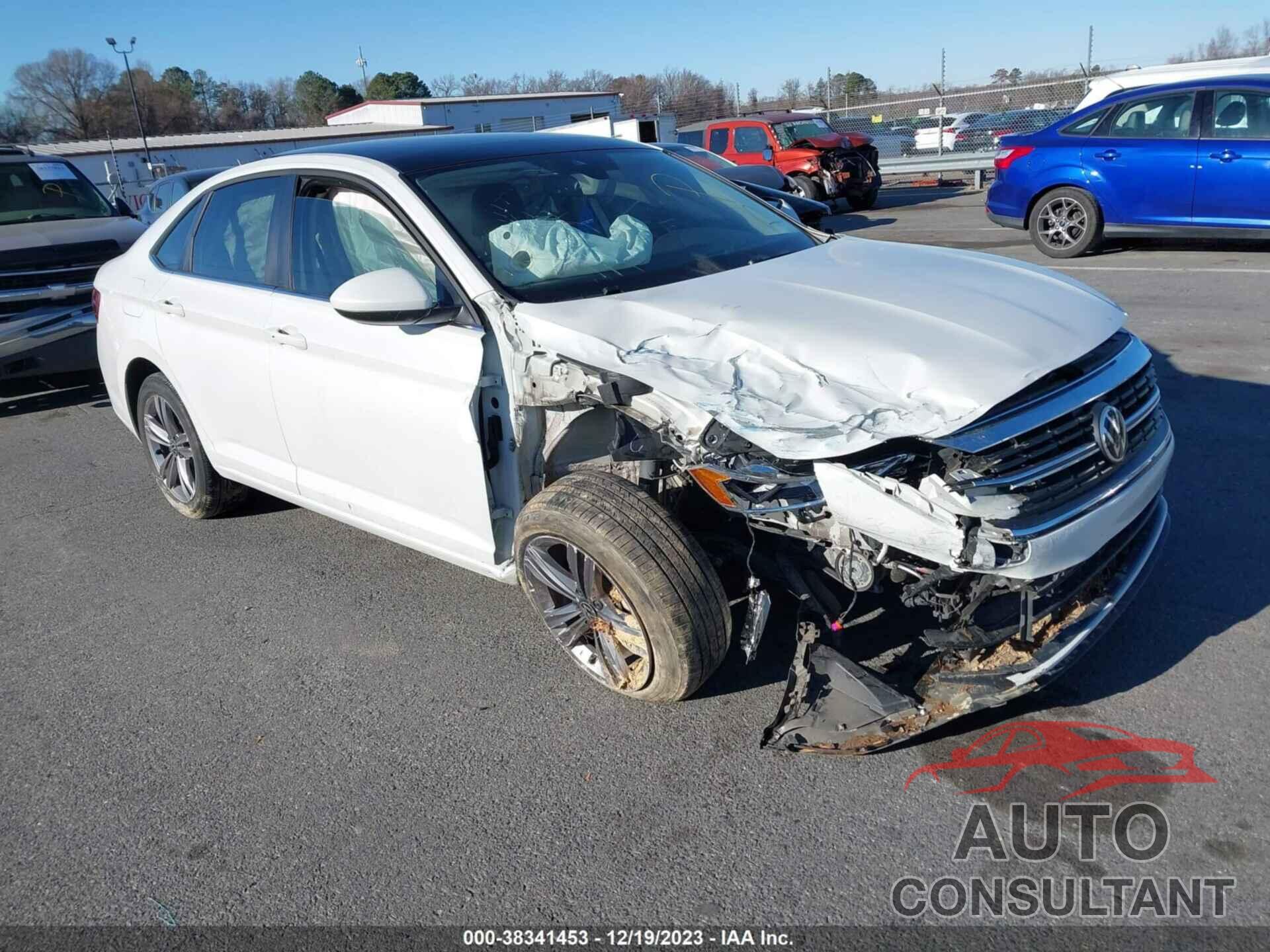 VOLKSWAGEN JETTA 2022 - 3VW7M7BUXNM013898
