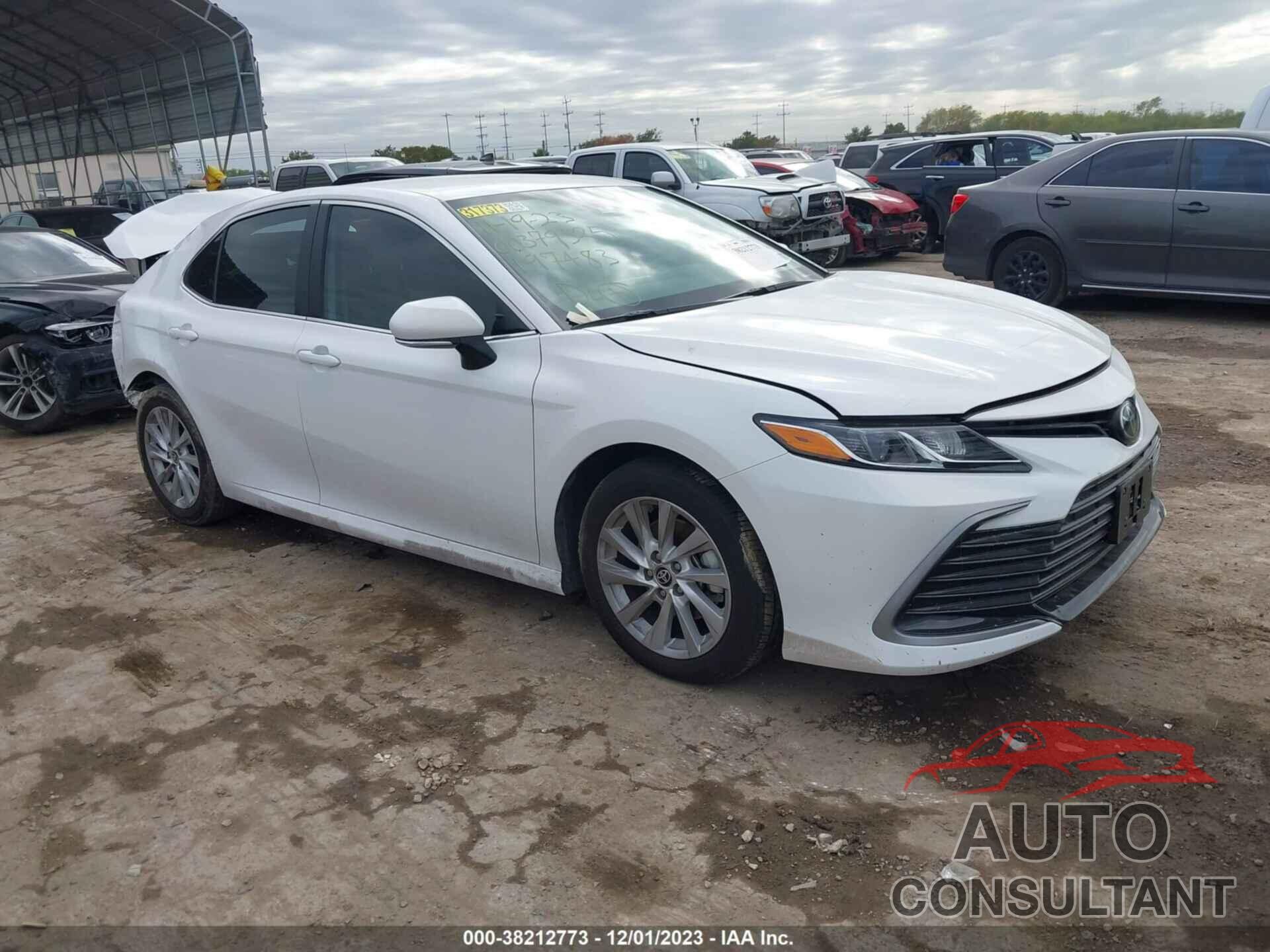 TOYOTA CAMRY 2024 - 4T1R11AK3RU197483