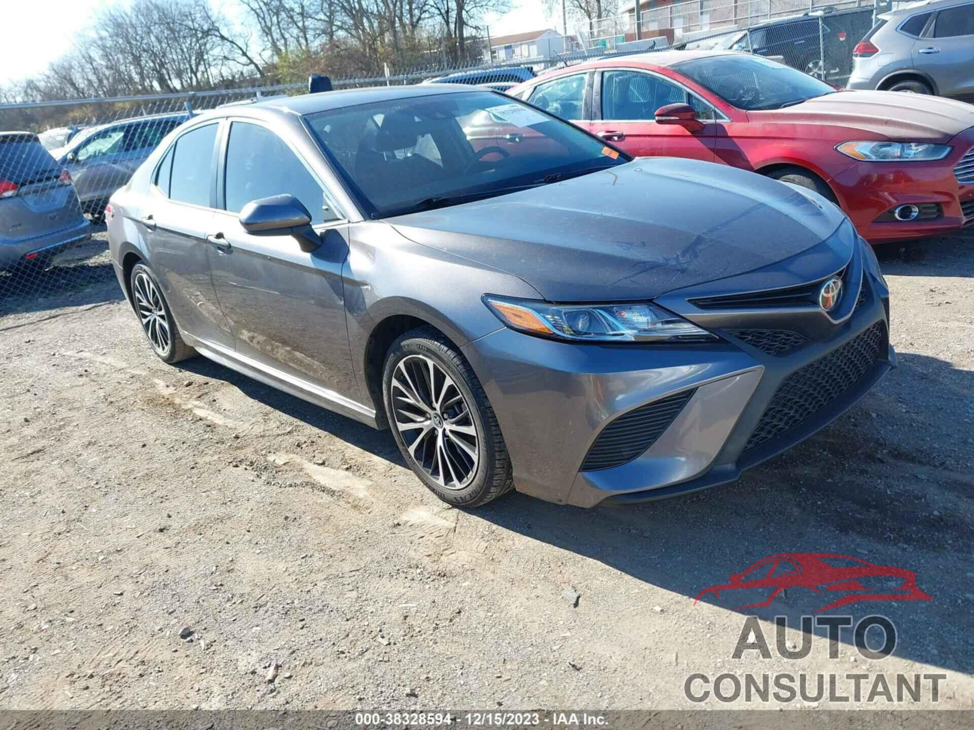 TOYOTA CAMRY 2019 - 4T1B11HK0KU832723