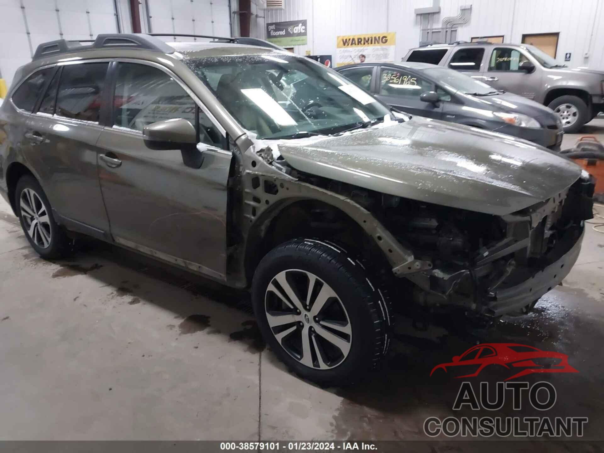 SUBARU OUTBACK 2018 - 4S4BSANC1J3375239