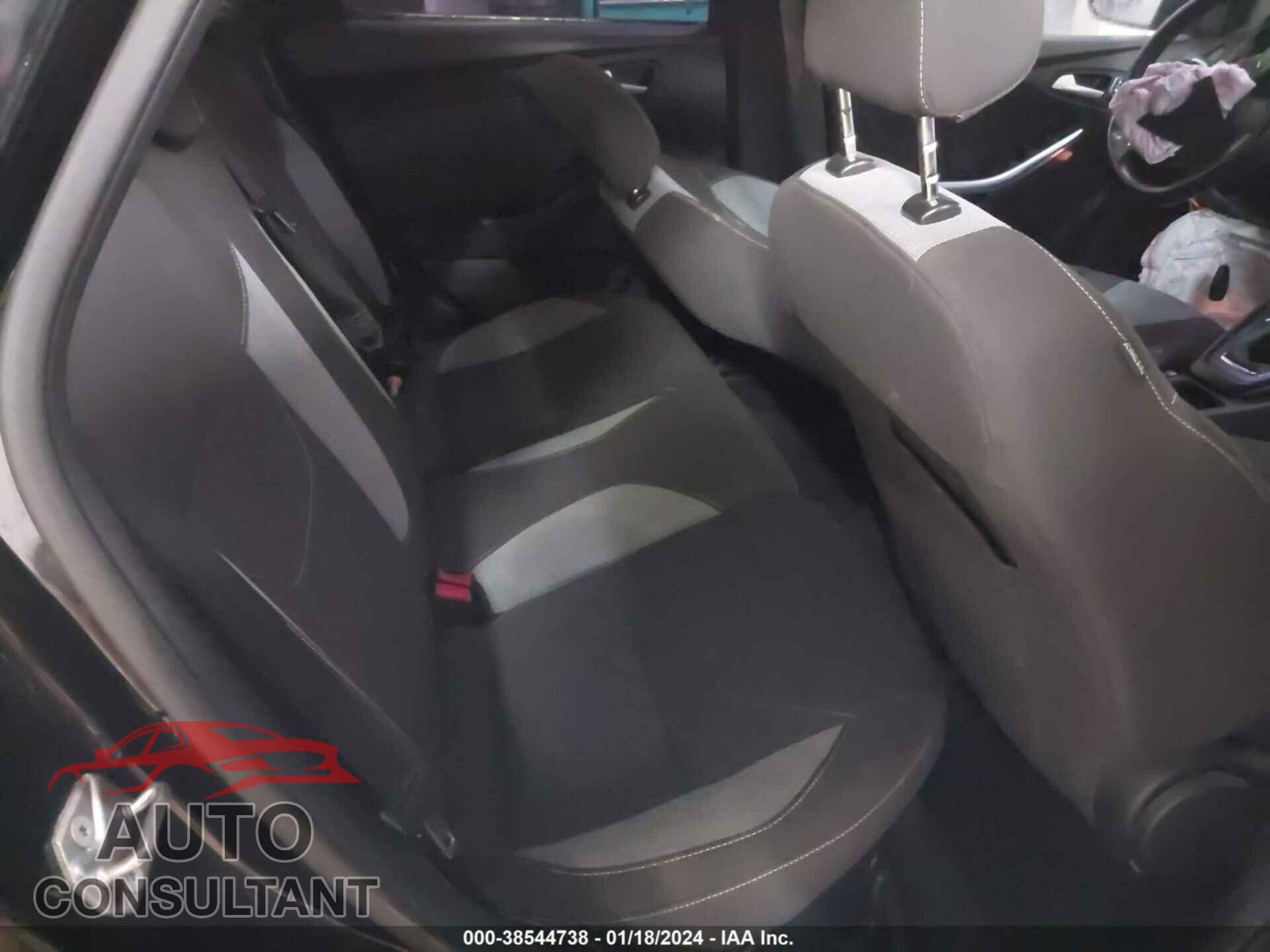 FORD FOCUS ST 2017 - 1FADP3L99HL307630